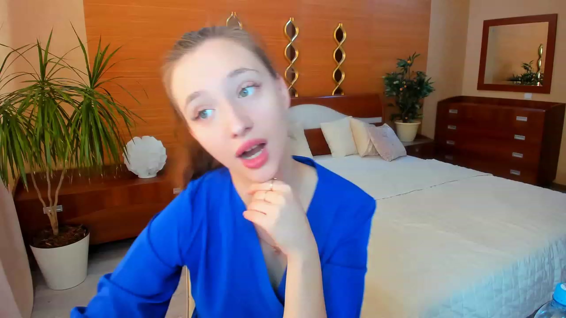 Gallery image thumbnail from WittyBunnyy's myfreecams stream on, 03/20/2023, 07:46 image 14 of 20