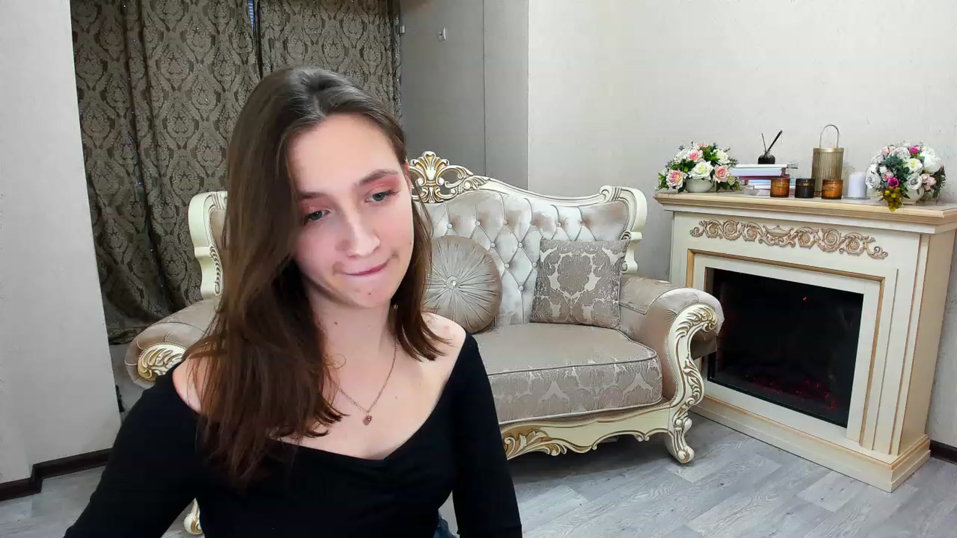 Gallery image thumbnail from WittyBunnyy's myfreecams stream on, 03/24/2023, 14:41 image 14 of 20