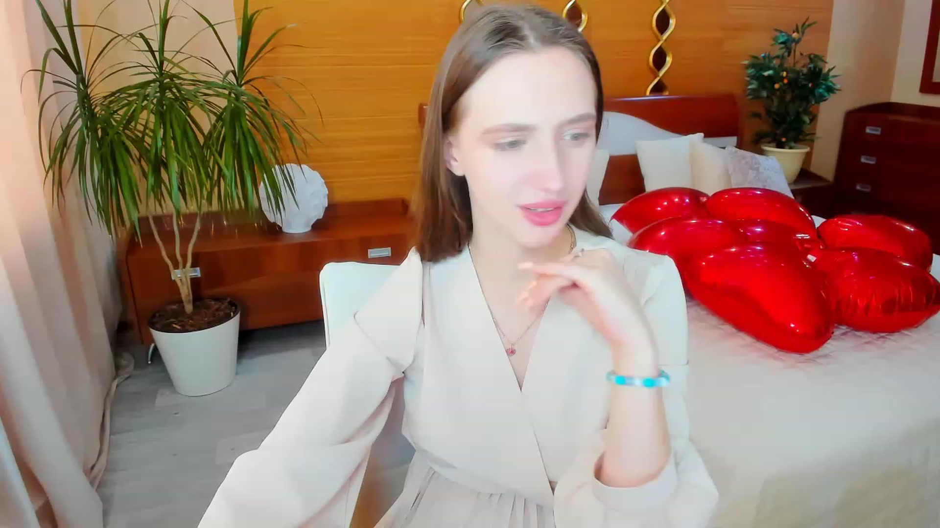 Gallery image thumbnail from WittyBunnyy's myfreecams stream on, 04/05/2023, 09:43 image 3 of 20