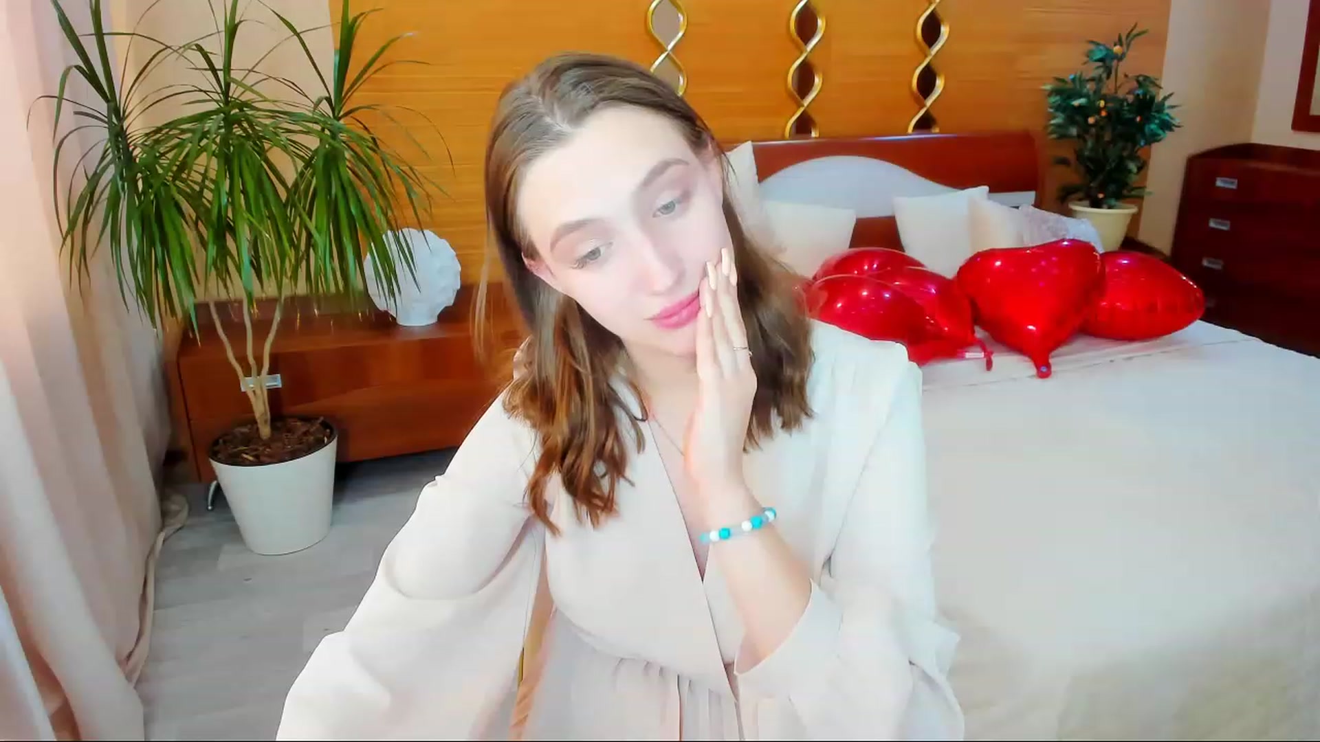 Gallery image thumbnail from WittyBunnyy's myfreecams stream on, 04/05/2023, 11:45 image 16 of 20