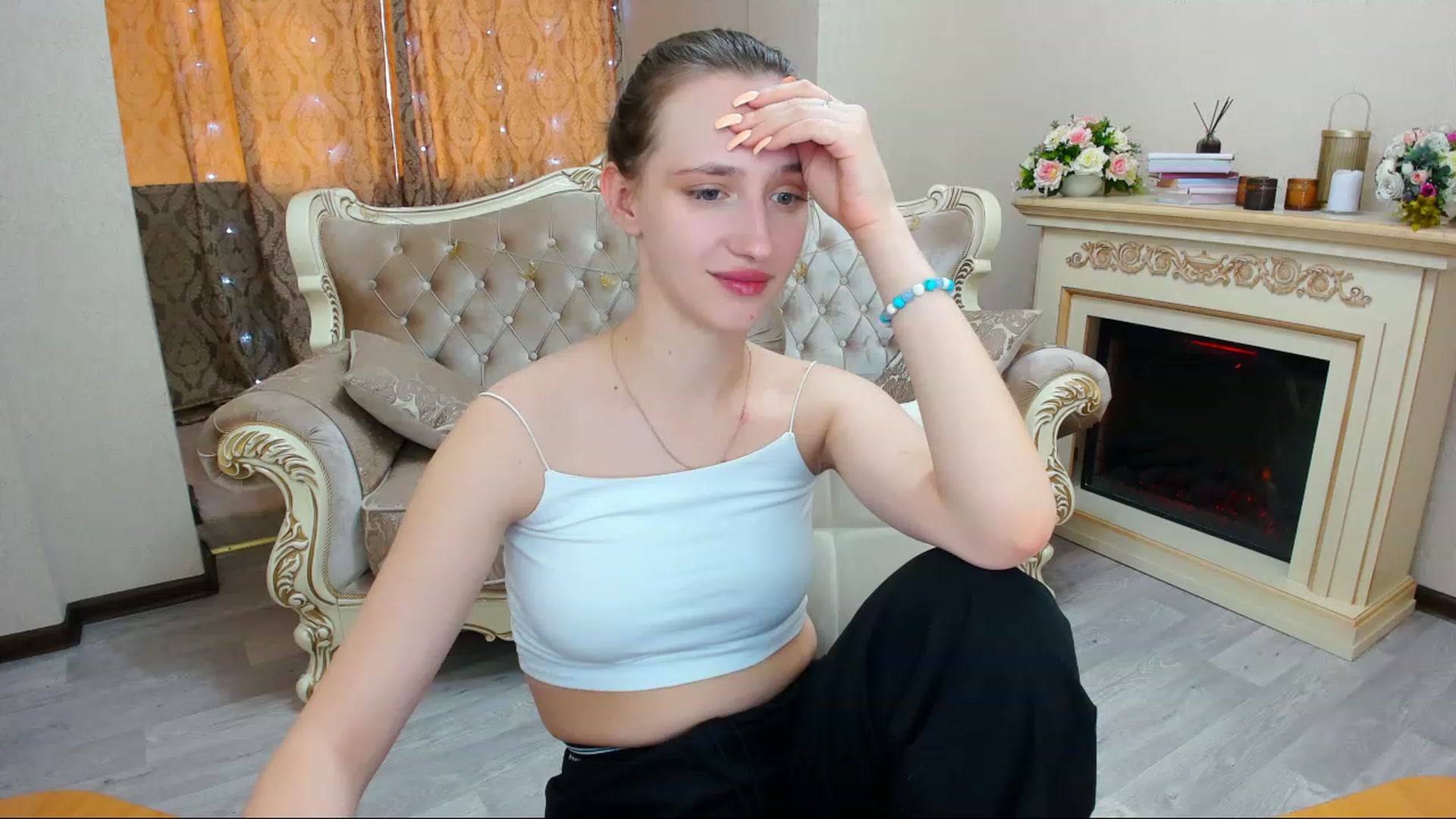 Gallery image thumbnail from WittyBunnyy's myfreecams stream on, 04/07/2023, 11:30 image 7 of 20
