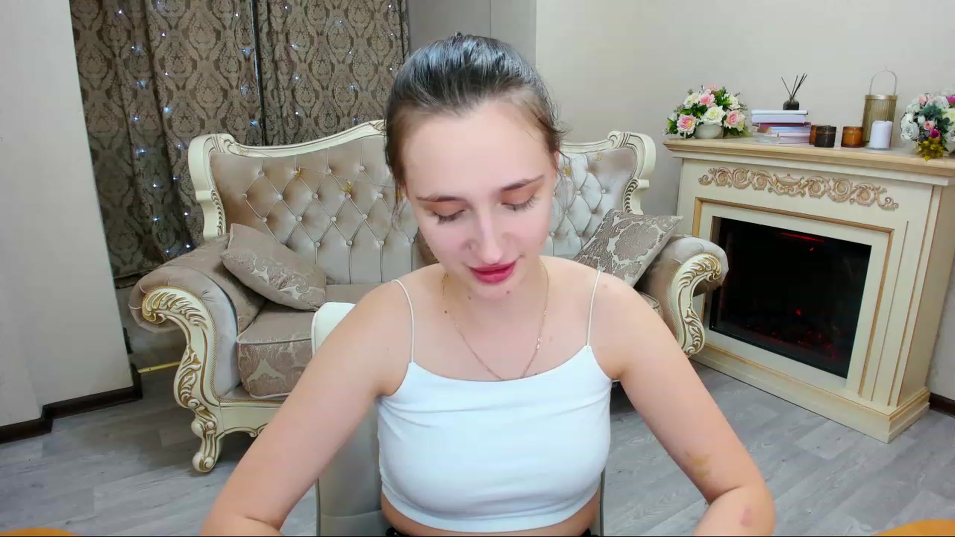 Gallery image thumbnail from WittyBunnyy's myfreecams stream on, 04/07/2023, 14:14 image 2 of 20