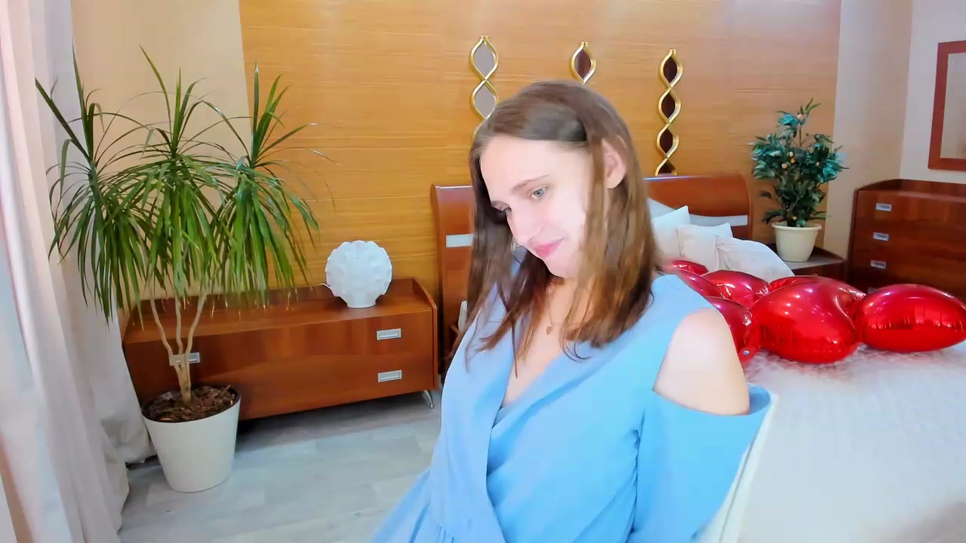 Gallery image thumbnail from WittyBunnyy's myfreecams stream on, 04/19/2023, 12:31 image 10 of 20