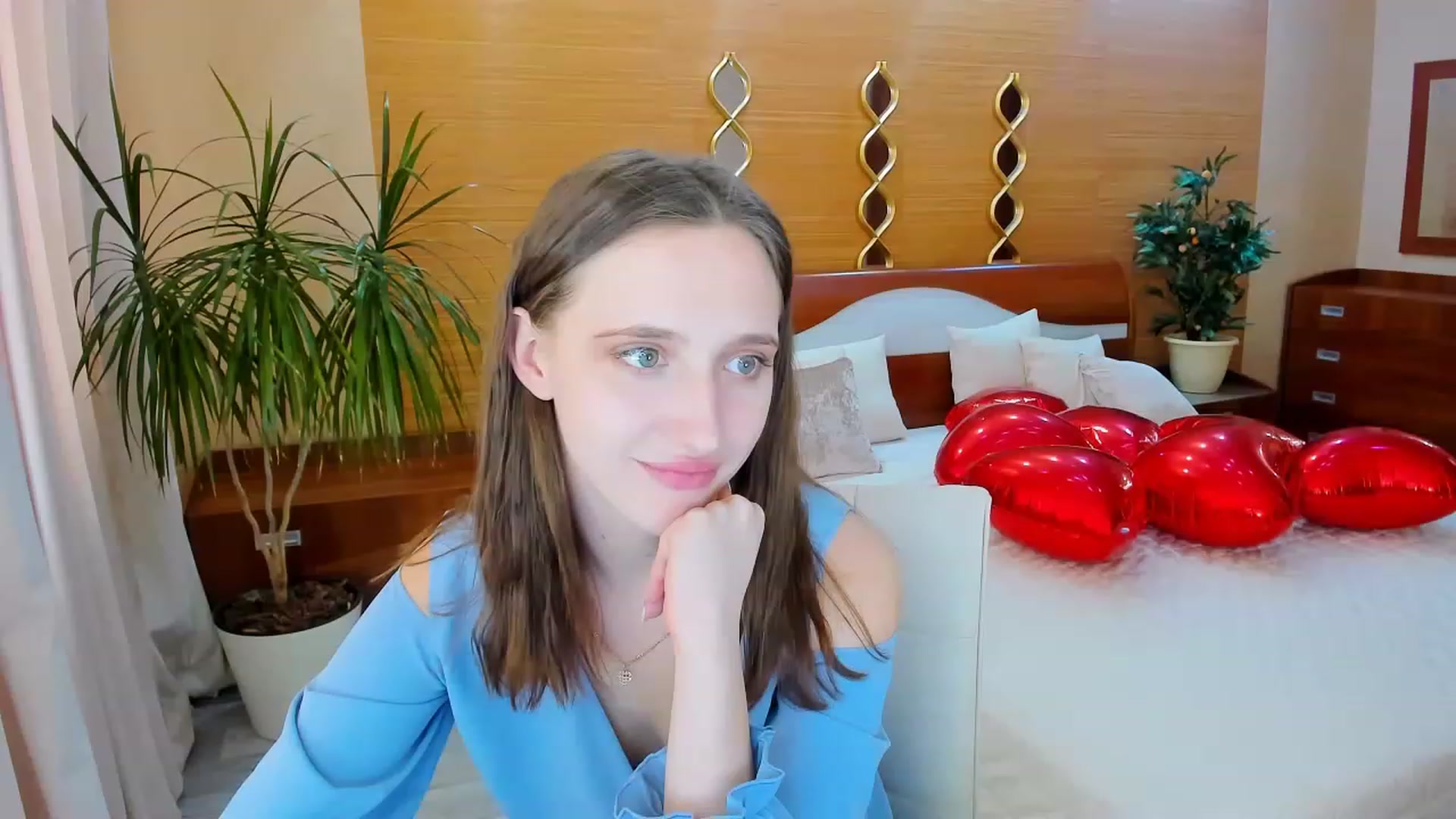 Gallery image thumbnail from WittyBunnyy's myfreecams stream on, 04/19/2023, 12:31 image 11 of 20