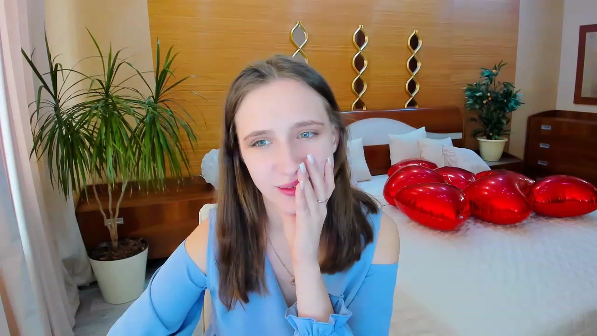 Gallery image thumbnail from WittyBunnyy's myfreecams stream on, 04/19/2023, 12:31 image 1 of 20