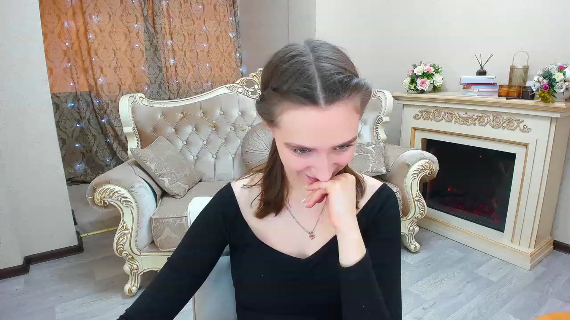 Gallery image thumbnail from WittyBunnyy's myfreecams stream on, 04/23/2023, 12:31 image 3 of 20