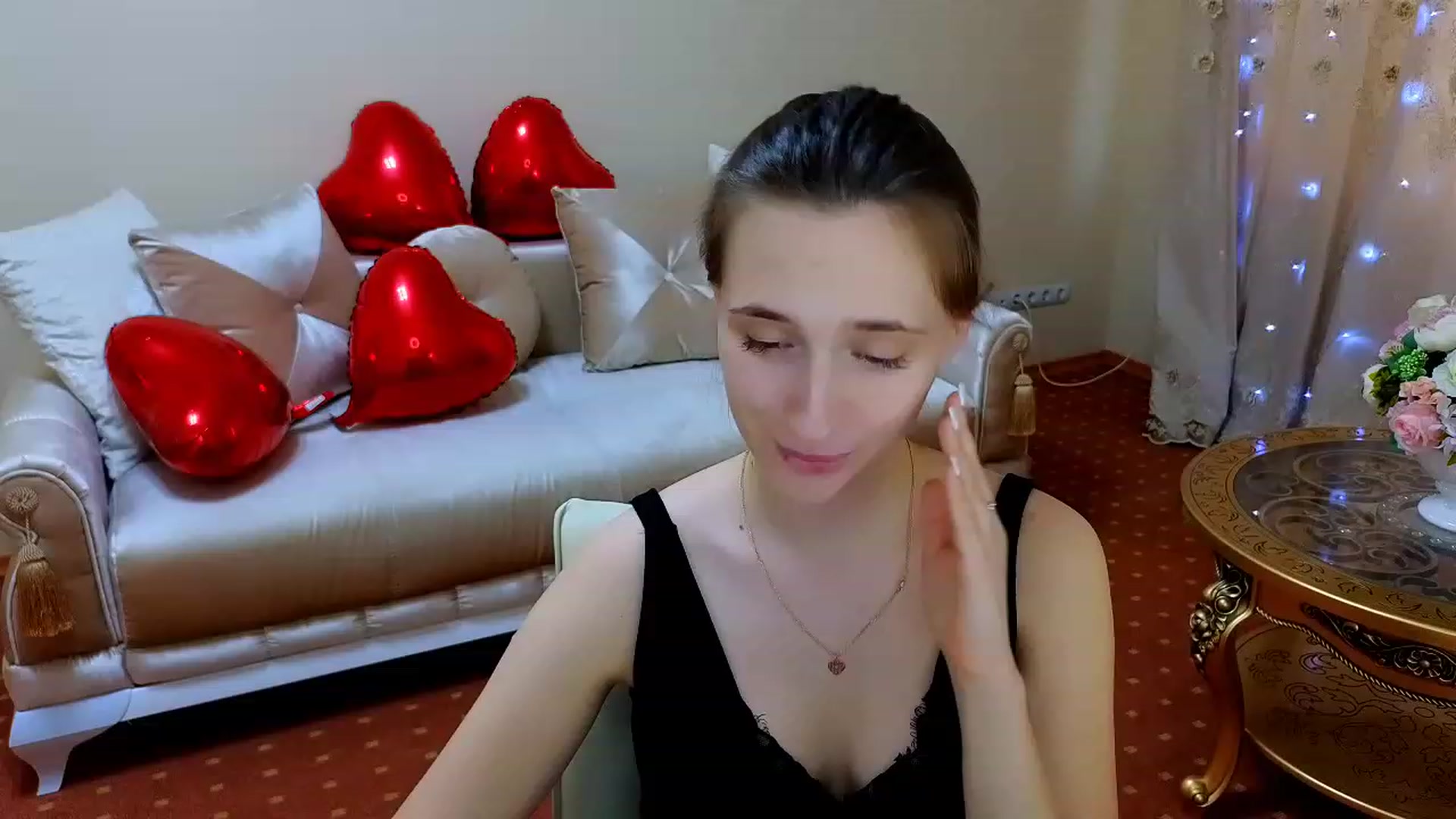 Gallery image thumbnail from WittyBunnyy's myfreecams stream on, 04/28/2023, 11:19 image 13 of 20