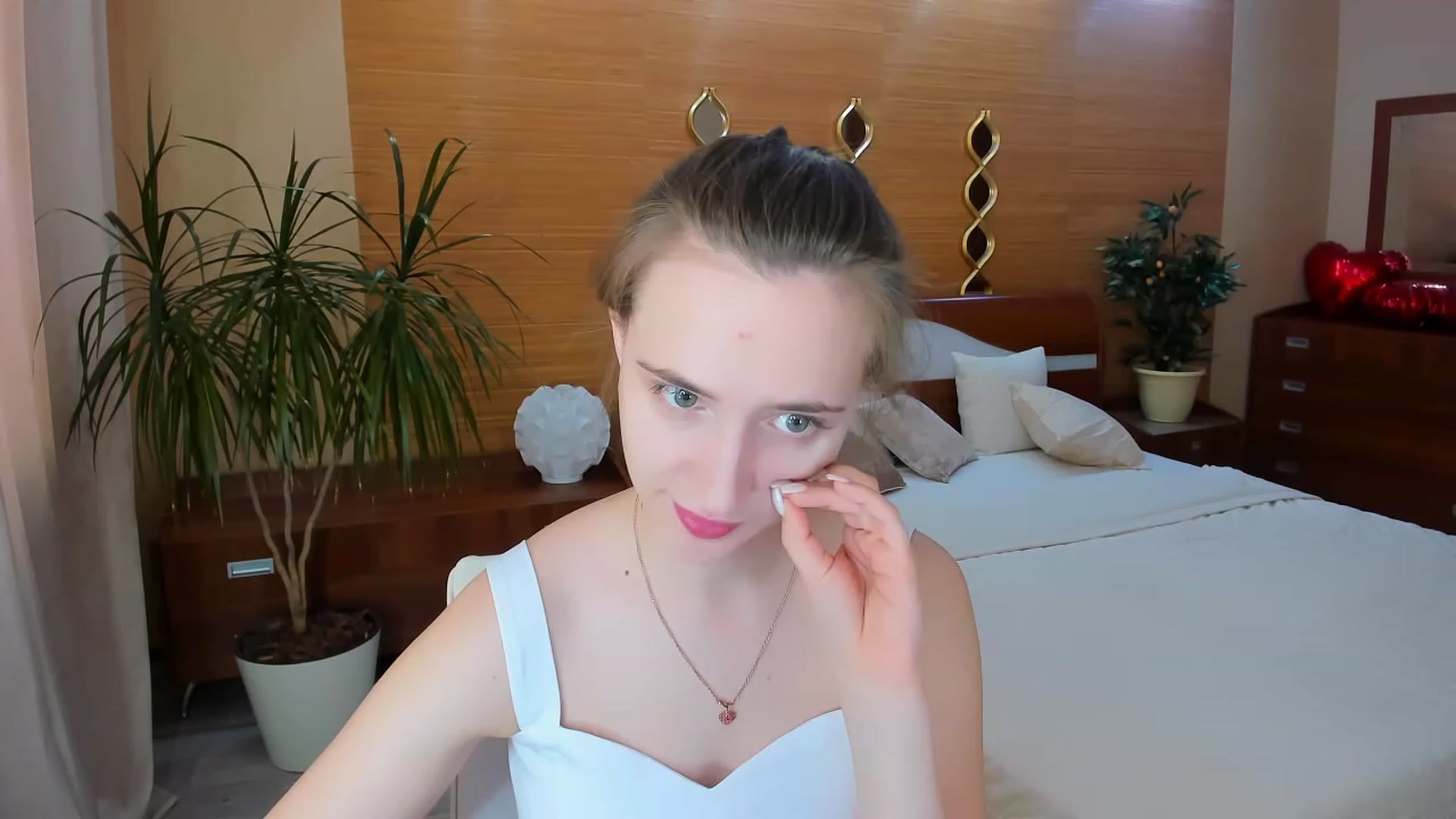 Gallery image thumbnail from WittyBunnyy's myfreecams stream on, 04/30/2023, 13:24 image 4 of 20