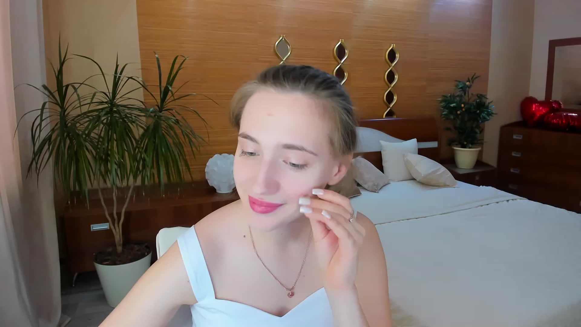 Gallery image thumbnail from WittyBunnyy's myfreecams stream on, 04/30/2023, 13:24 image 10 of 20