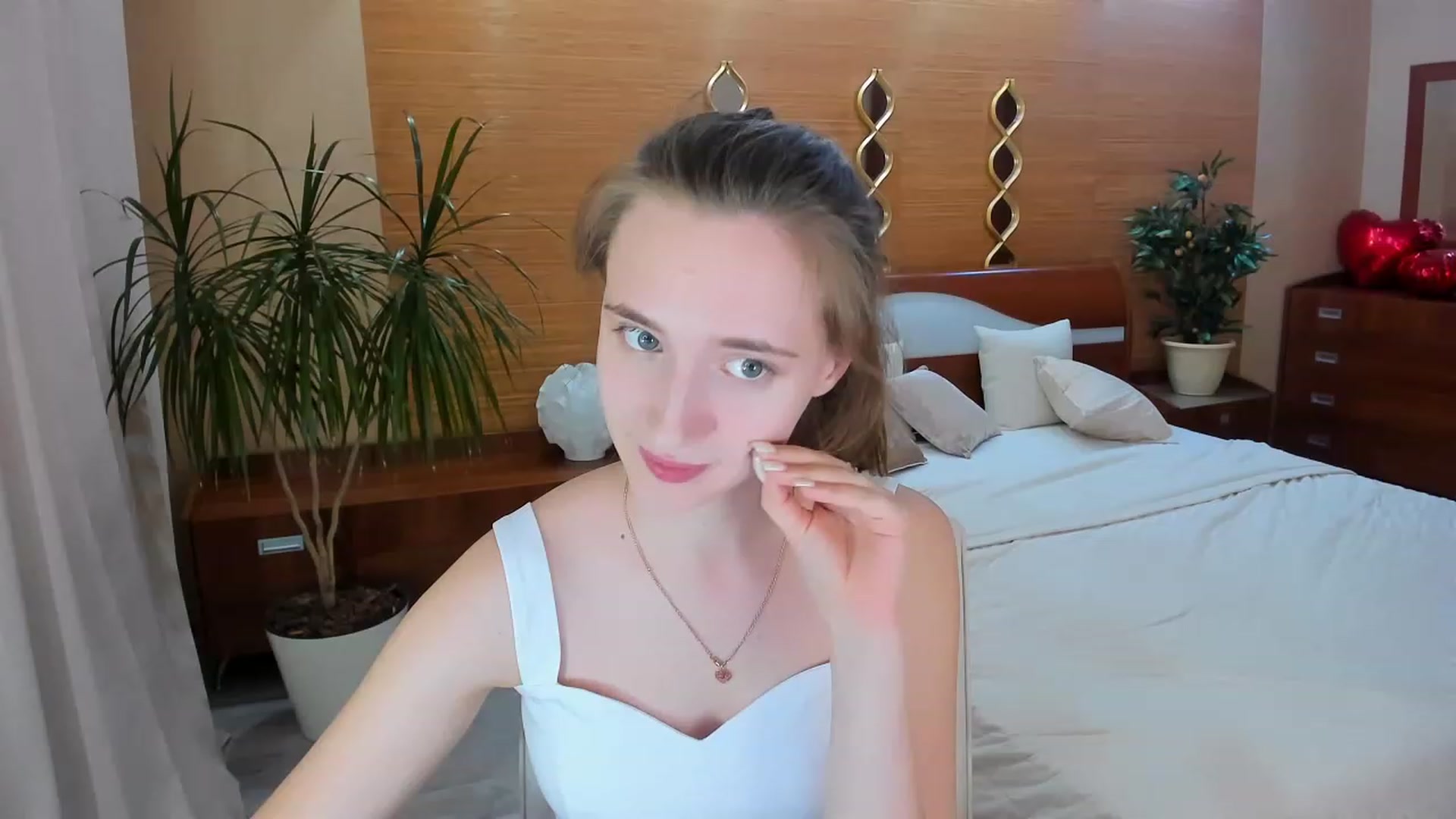 Gallery image thumbnail from WittyBunnyy's myfreecams stream on, 04/30/2023, 15:47 image 5 of 20