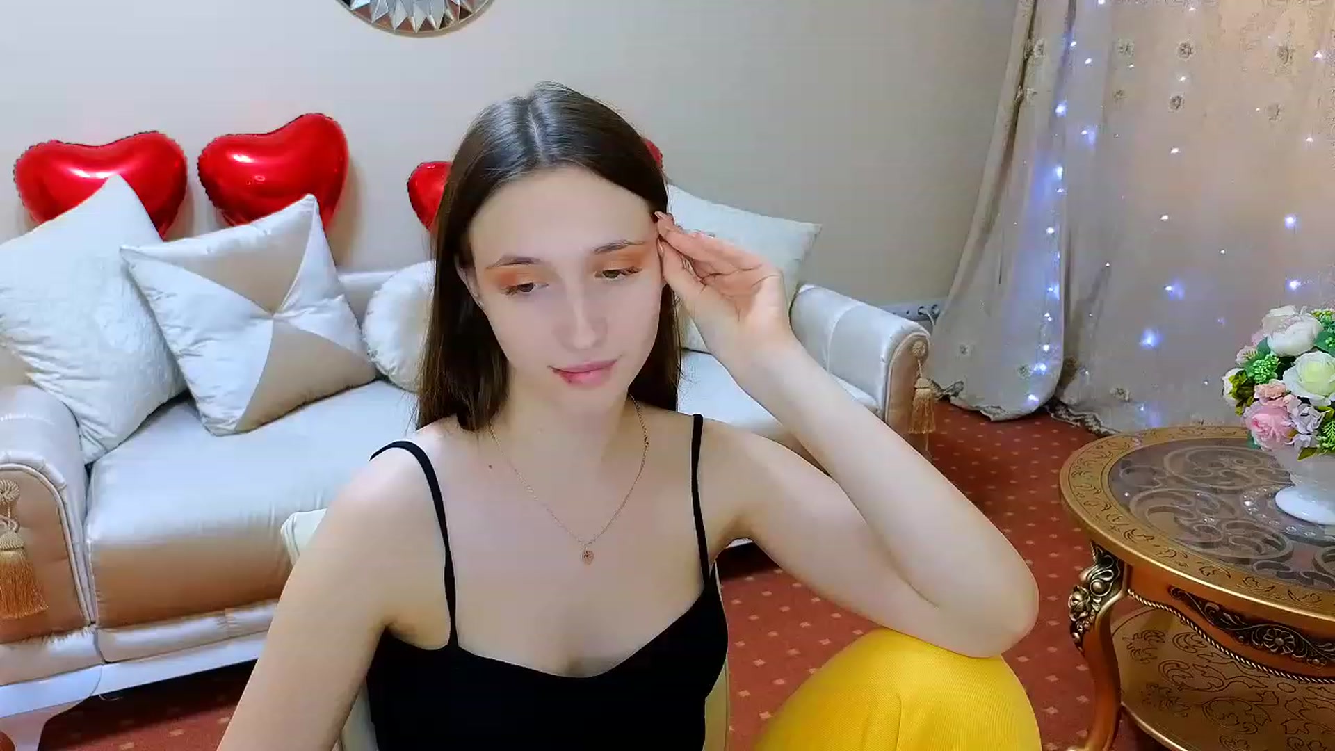 Gallery image thumbnail from WittyBunnyy's myfreecams stream on, 05/06/2023, 14:03 image 13 of 20