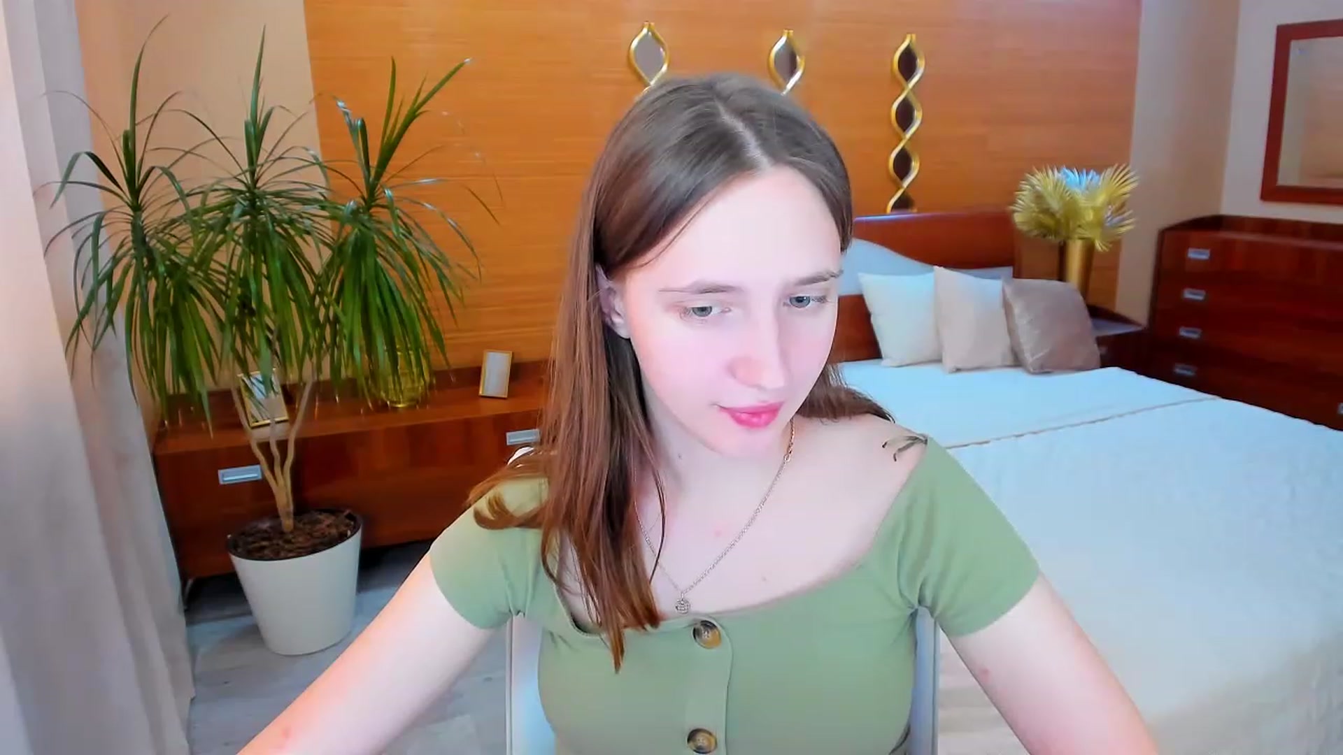 Gallery image thumbnail from WittyBunnyy's myfreecams stream on, 05/25/2023, 13:20 image 17 of 20