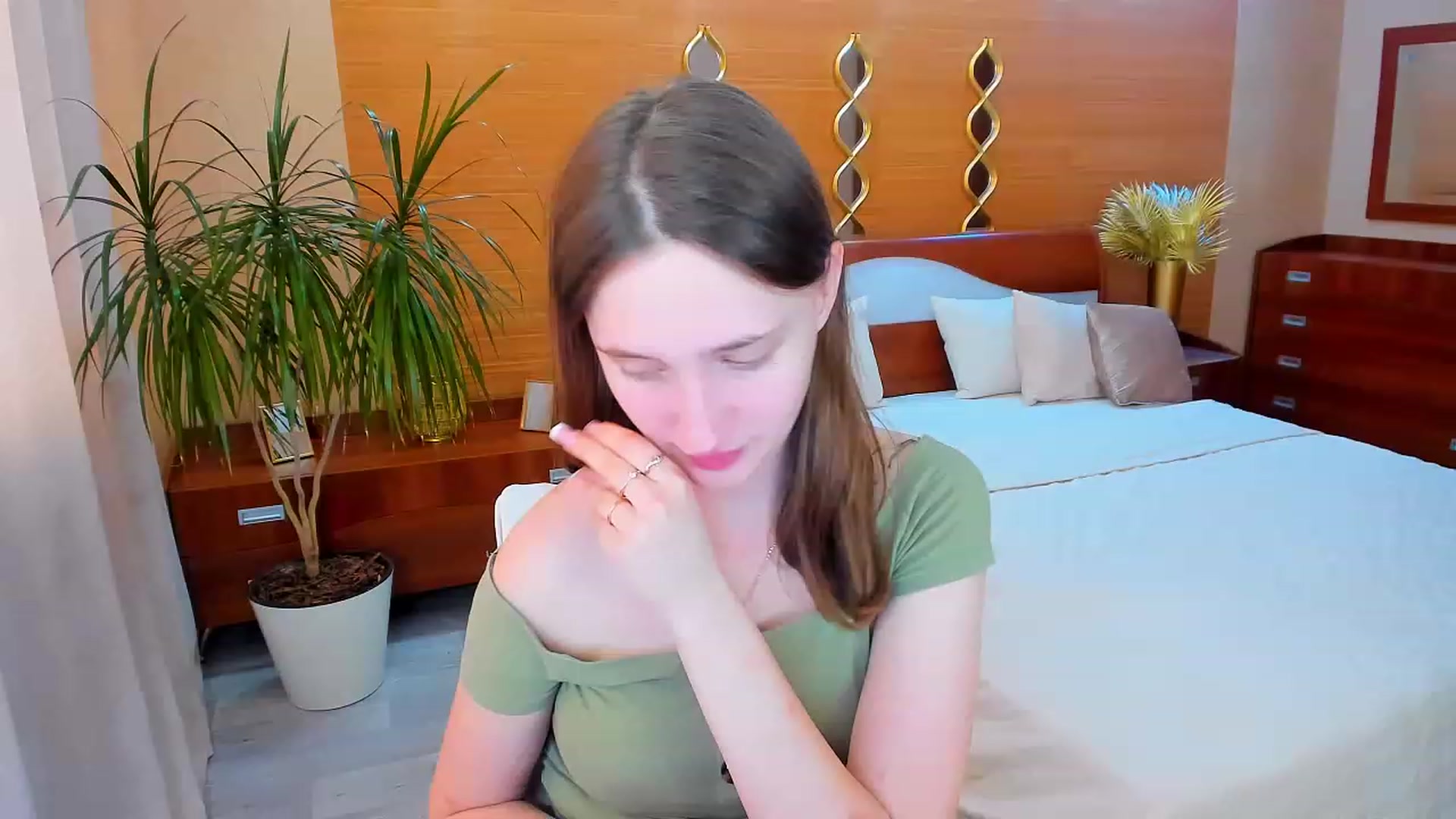 Gallery image thumbnail from WittyBunnyy's myfreecams stream on, 05/25/2023, 13:20 image 5 of 20