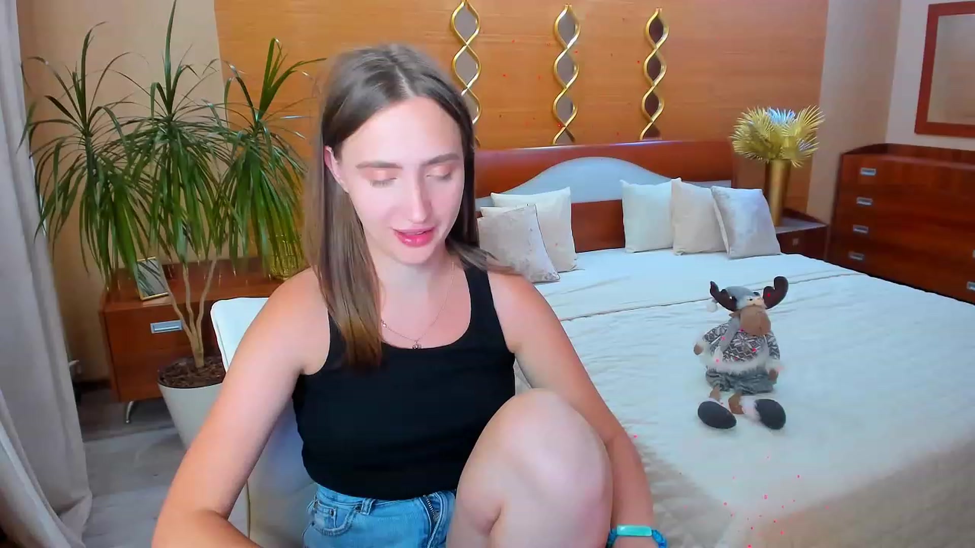 Gallery image thumbnail from WittyBunnyy's myfreecams stream on, 06/06/2023, 19:42 image 12 of 20