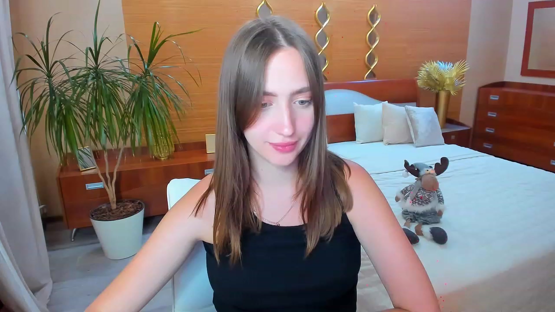 Gallery image thumbnail from WittyBunnyy's myfreecams stream on, 06/06/2023, 19:42 image 6 of 20