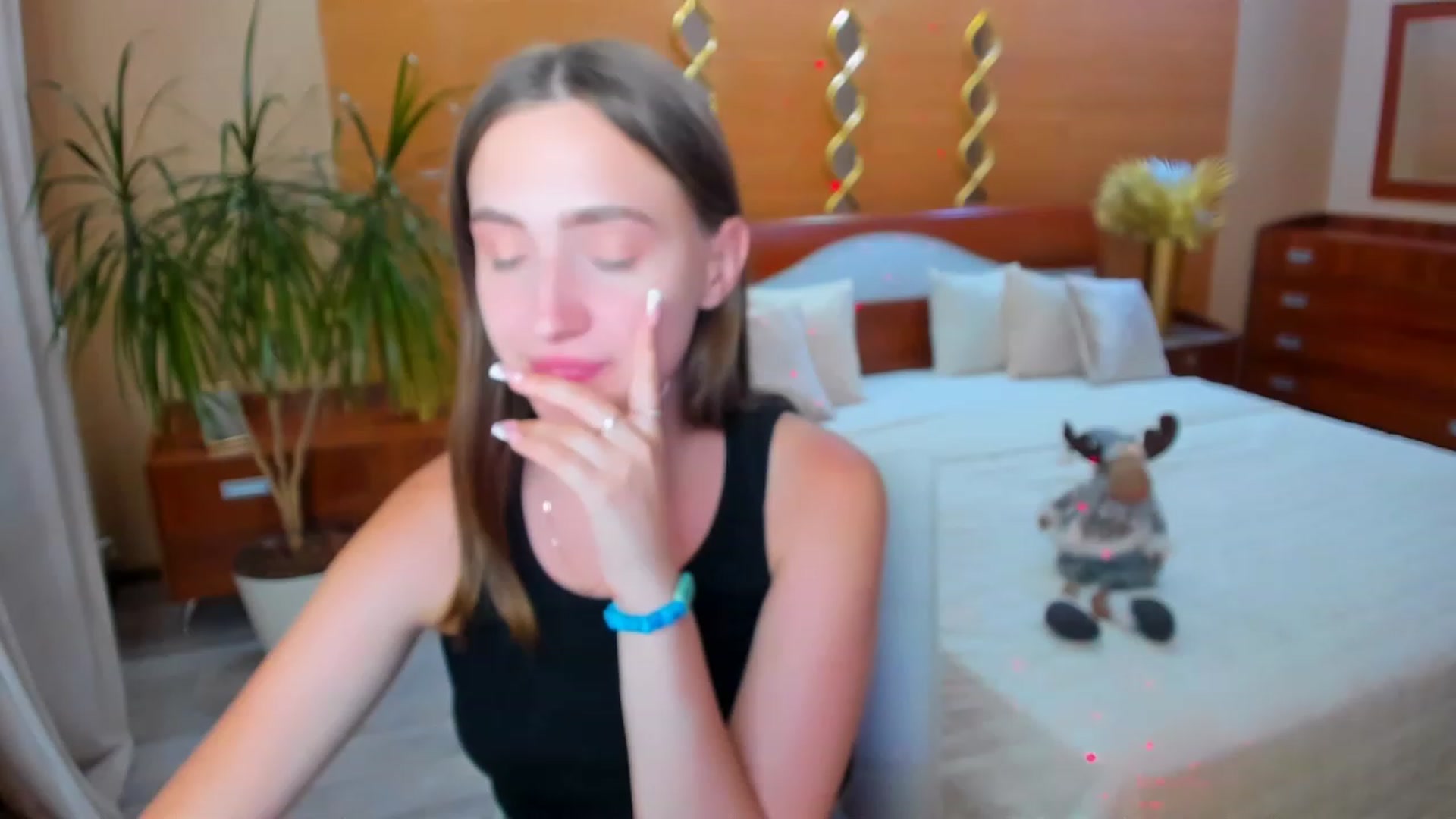 Gallery image thumbnail from WittyBunnyy's myfreecams stream on, 06/06/2023, 19:42 image 11 of 20