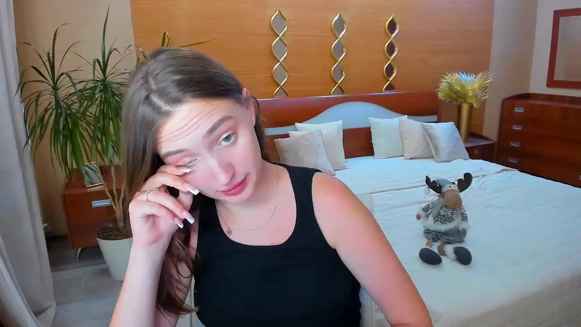 Gallery image thumbnail from WittyBunnyy's myfreecams stream on, 06/06/2023, 22:58 image 11 of 20
