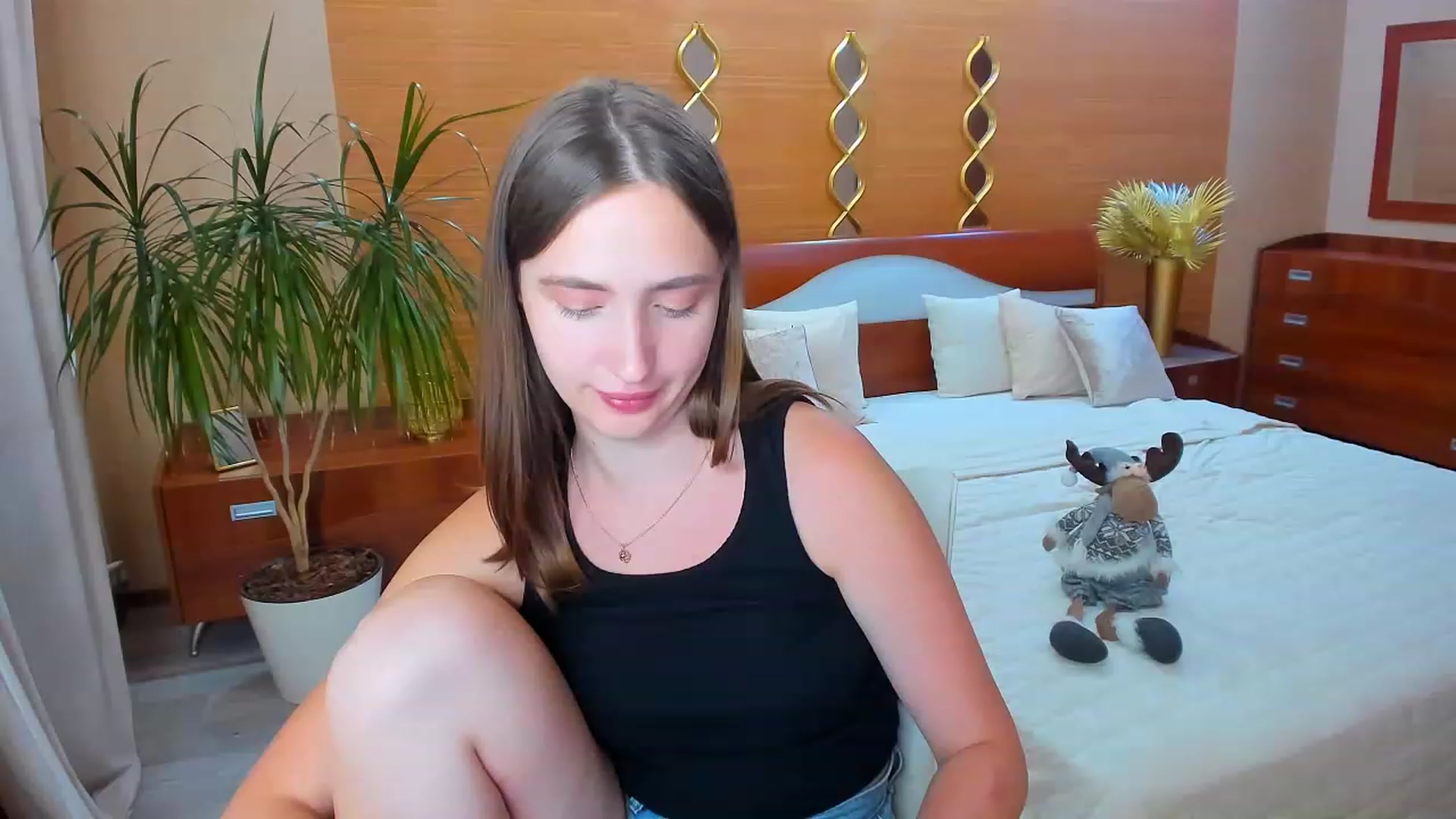 Gallery image thumbnail from WittyBunnyy's myfreecams stream on, 06/06/2023, 22:58 image 5 of 20
