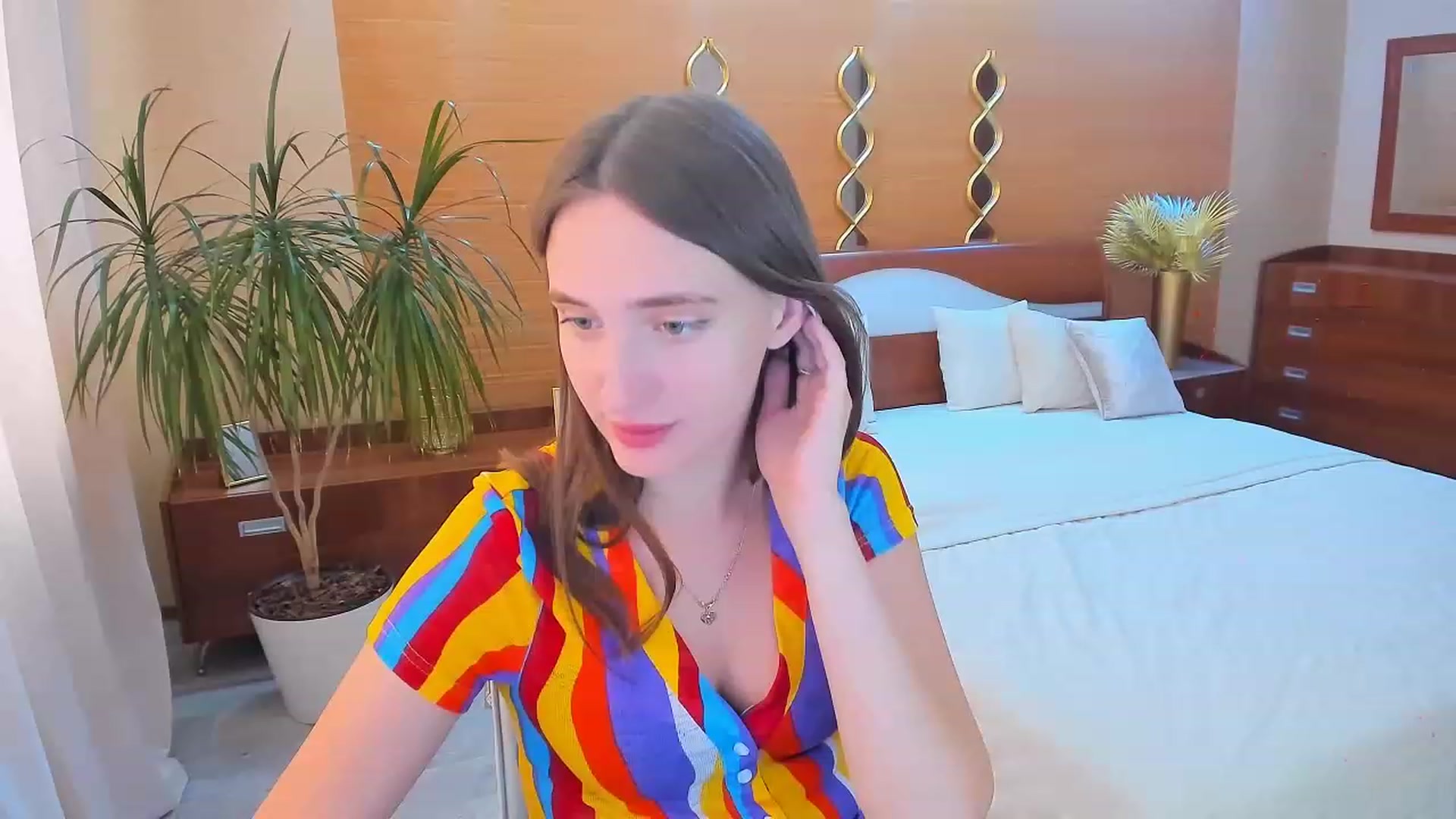 Gallery image thumbnail from WittyBunnyy's myfreecams stream on, 06/12/2023, 09:43 image 12 of 20
