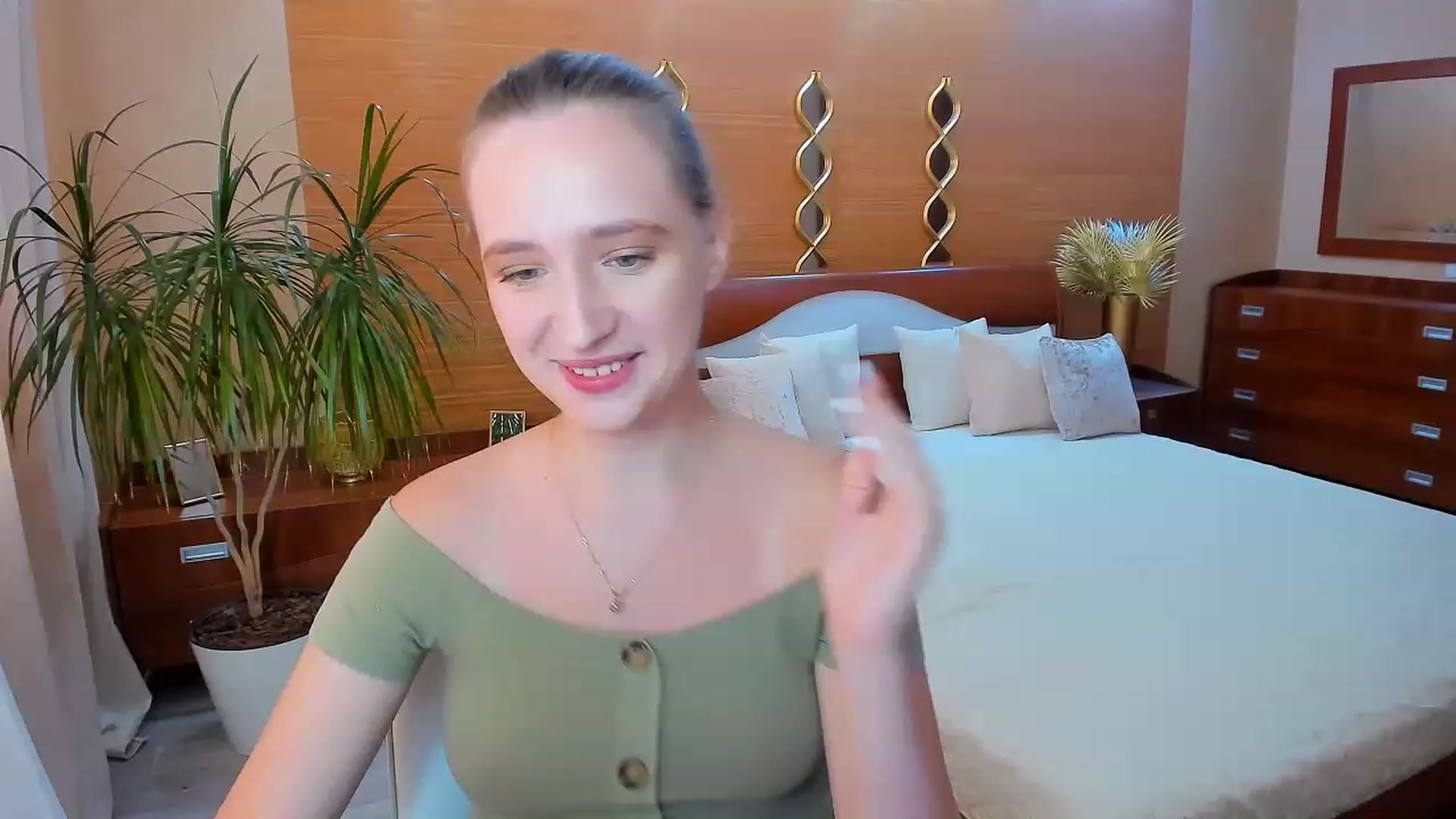 Gallery image thumbnail from WittyBunnyy's myfreecams stream on, 06/20/2023, 07:39 image 6 of 20