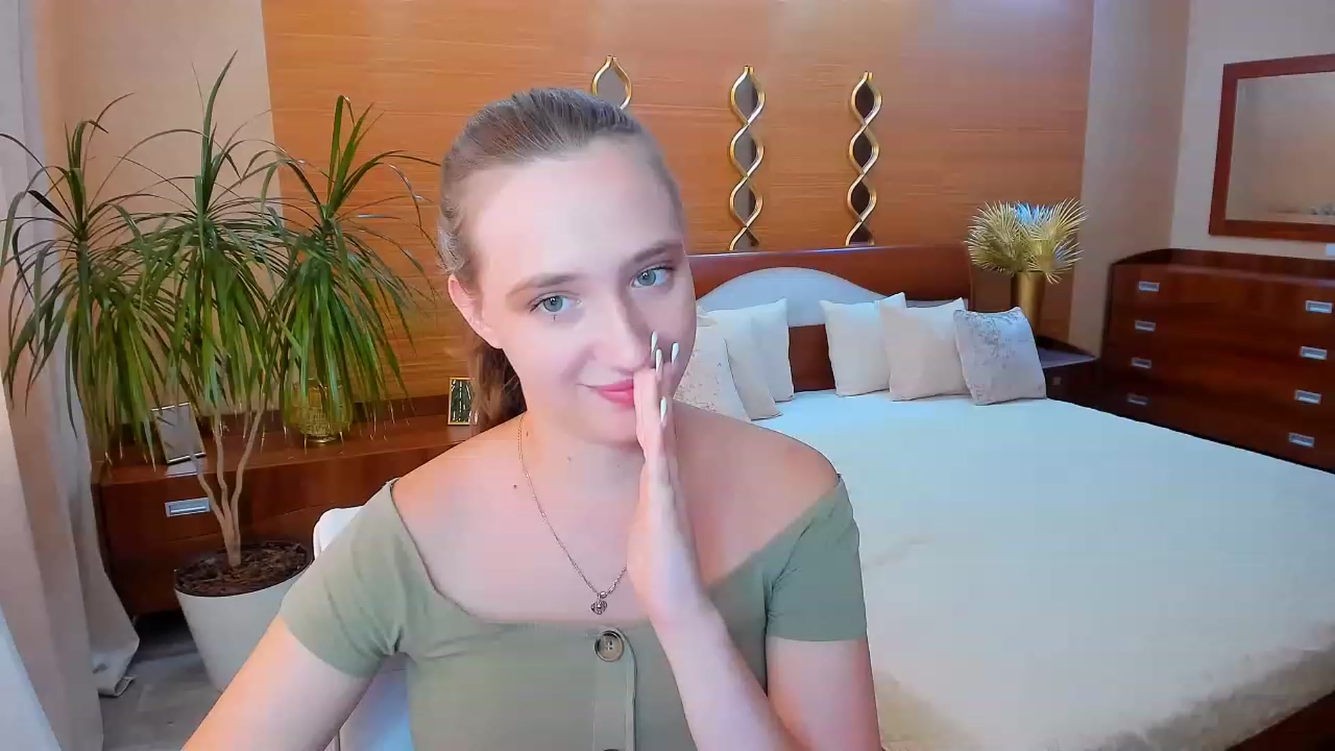 Gallery image thumbnail from WittyBunnyy's myfreecams stream on, 06/20/2023, 07:39 image 13 of 20