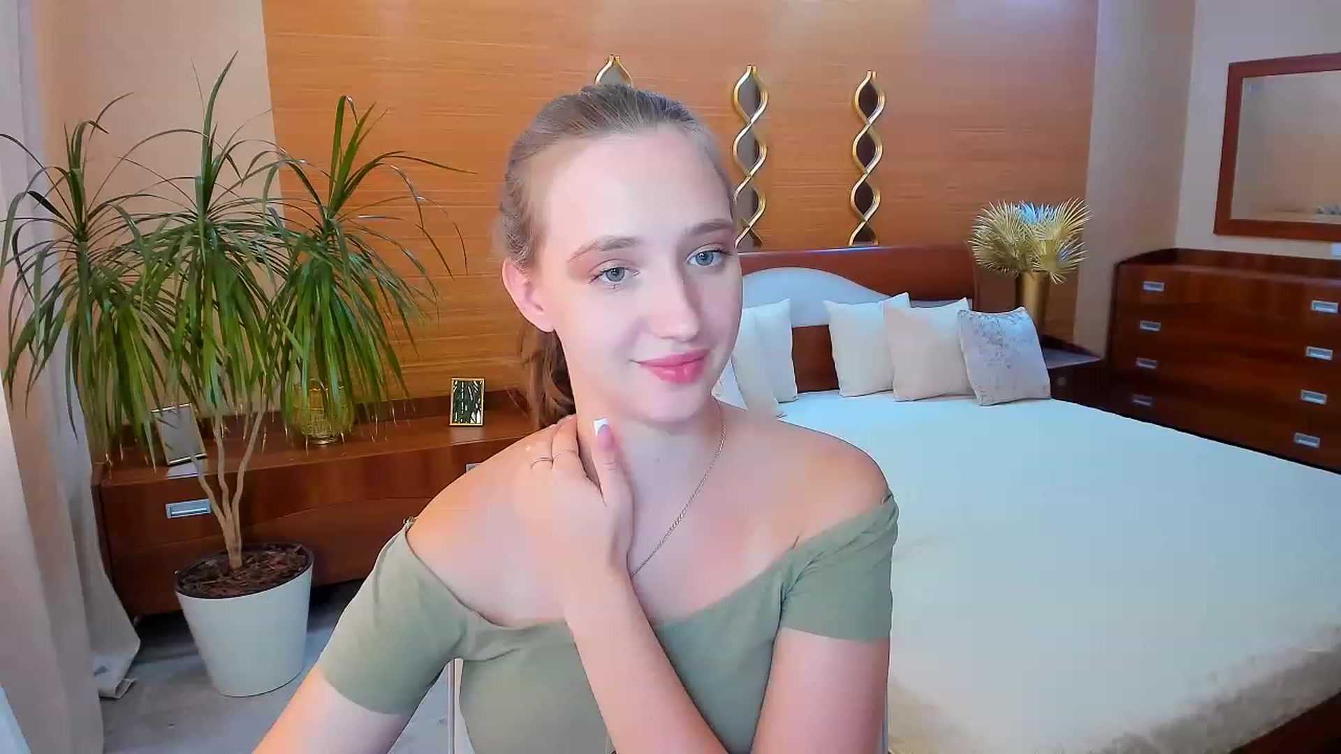 Gallery image thumbnail from WittyBunnyy's myfreecams stream on, 06/20/2023, 08:35 image 20 of 20