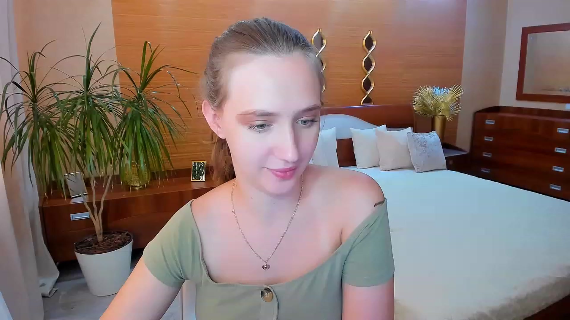 Gallery image thumbnail from WittyBunnyy's myfreecams stream on, 06/20/2023, 09:30 image 2 of 20
