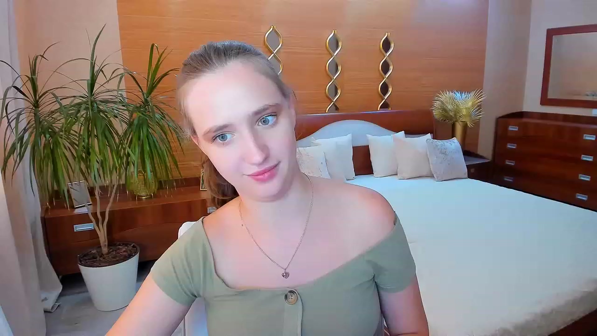 Gallery image thumbnail from WittyBunnyy's myfreecams stream on, 06/20/2023, 09:30 image 6 of 20