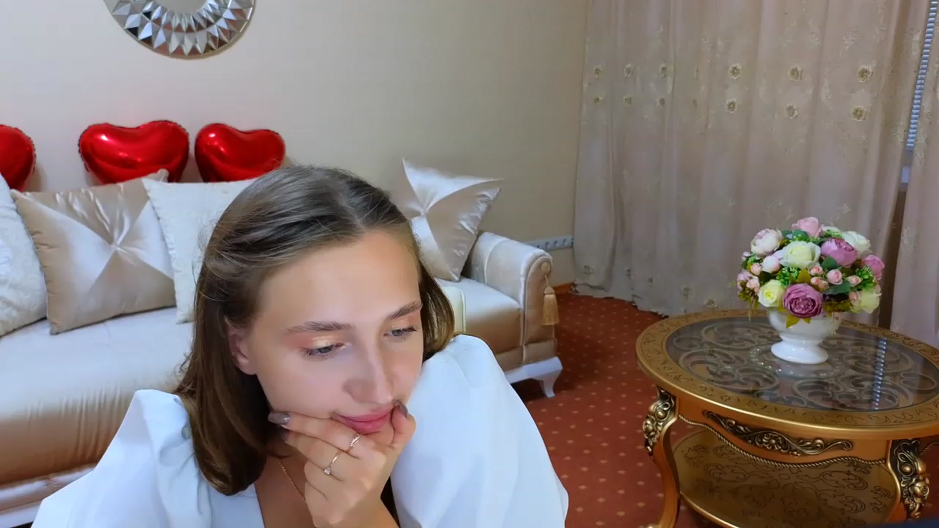Gallery image thumbnail from WittyBunnyy's myfreecams stream on, 08/16/2023, 13:17 image 5 of 20