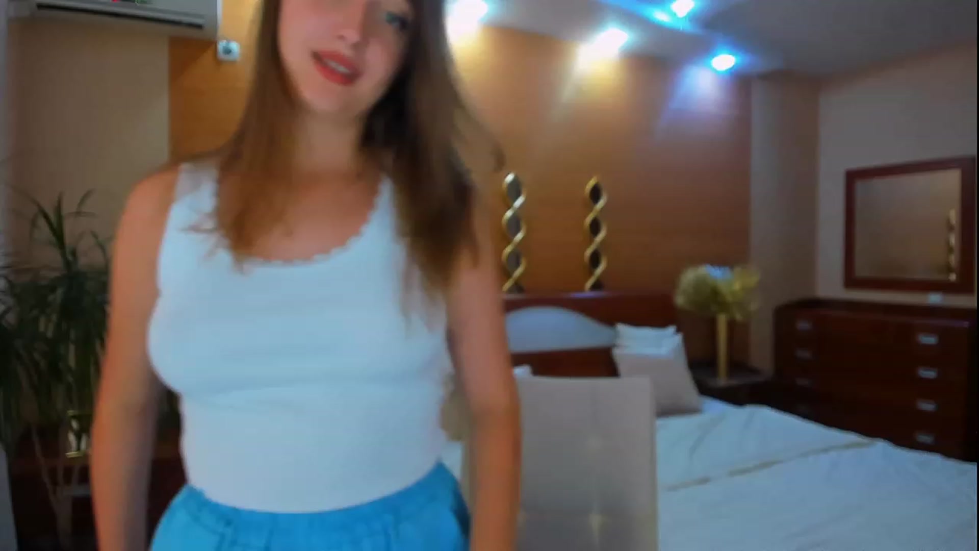 Gallery image thumbnail from WittyBunnyy's myfreecams stream on, 08/18/2023, 09:19 image 9 of 20