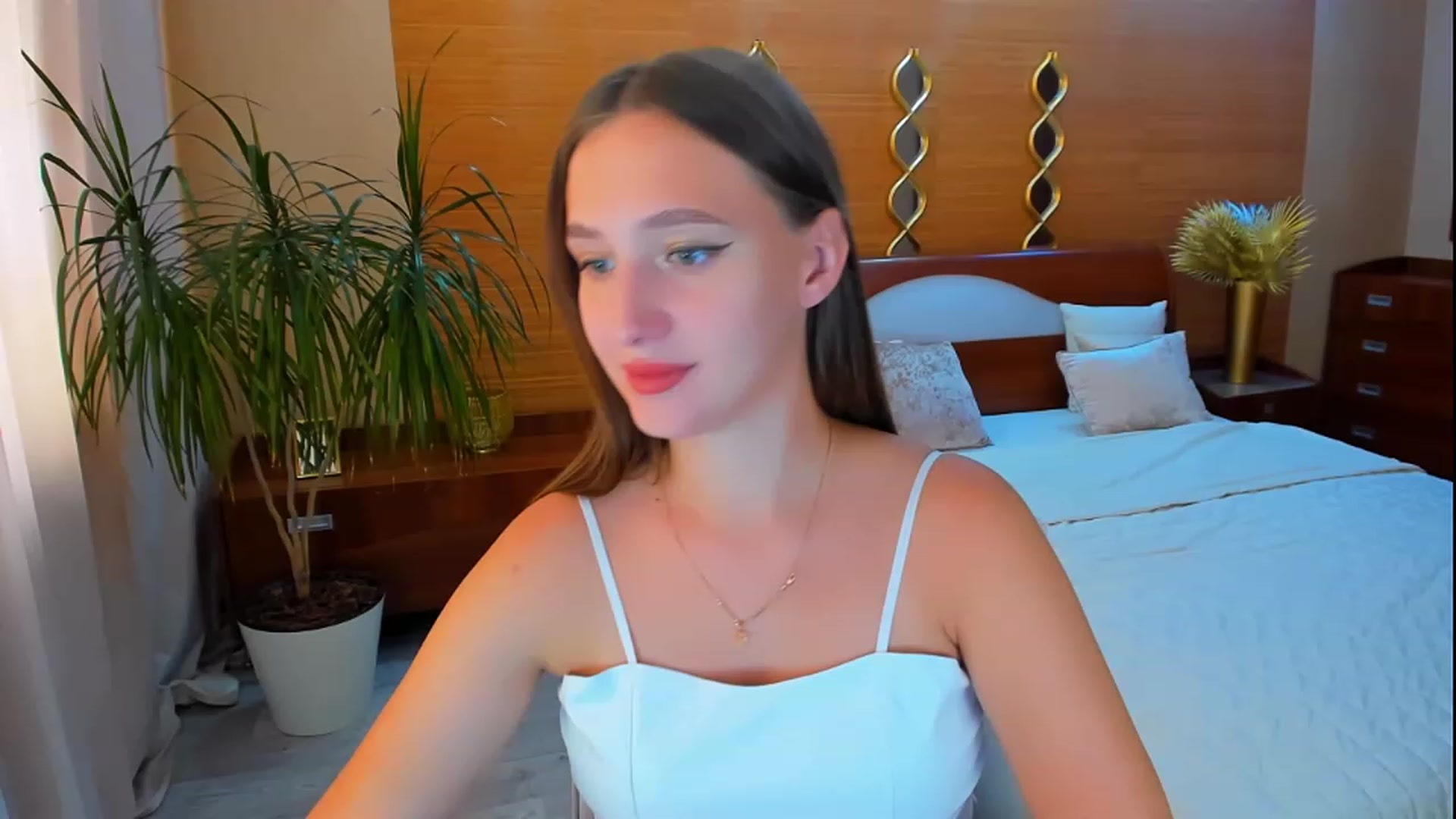 Gallery image thumbnail from WittyBunnyy's myfreecams stream on, 08/25/2023, 09:47 image 16 of 20
