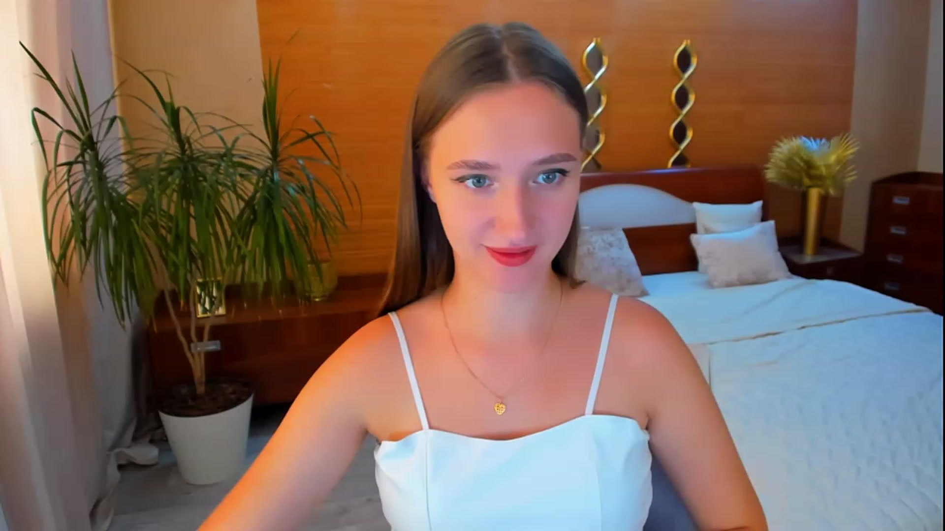 Gallery image thumbnail from WittyBunnyy's myfreecams stream on, 08/25/2023, 10:20 image 16 of 20