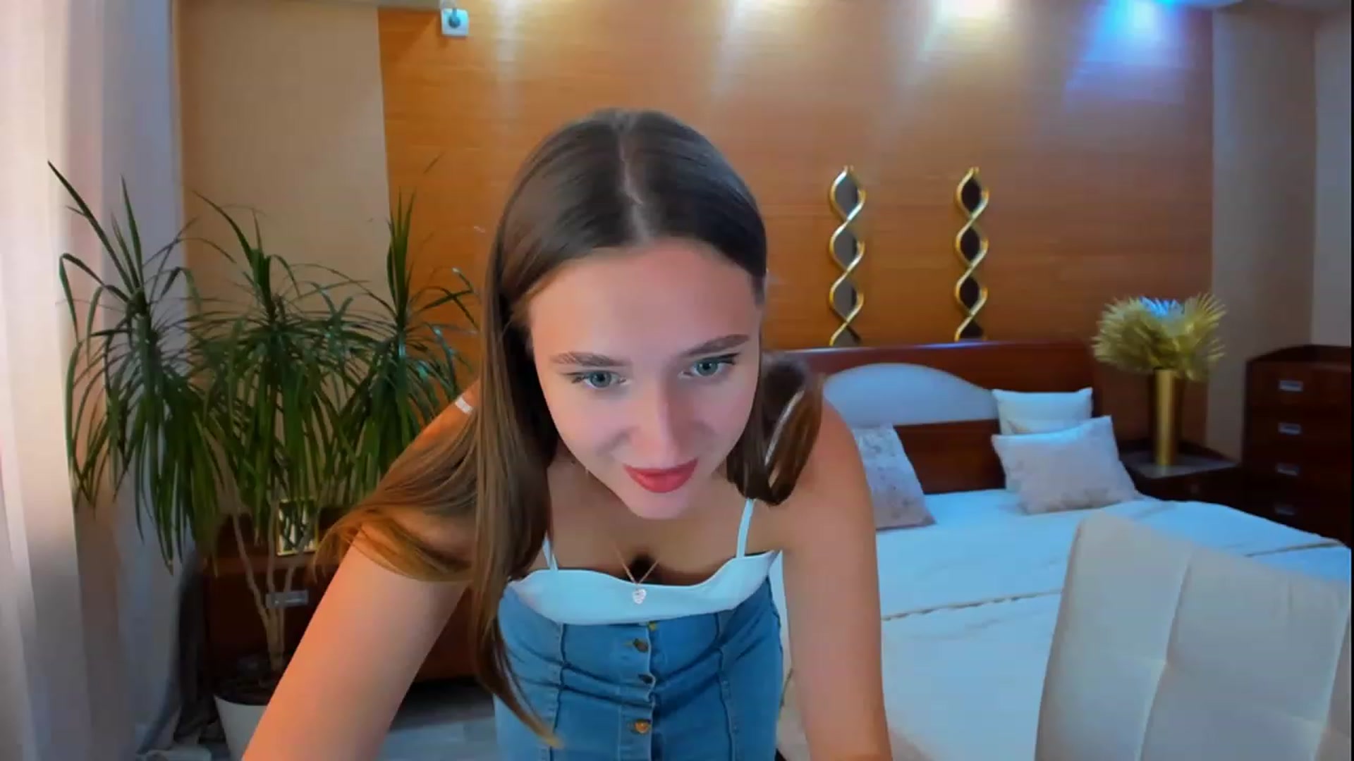 Gallery image thumbnail from WittyBunnyy's myfreecams stream on, 08/25/2023, 10:20 image 4 of 20