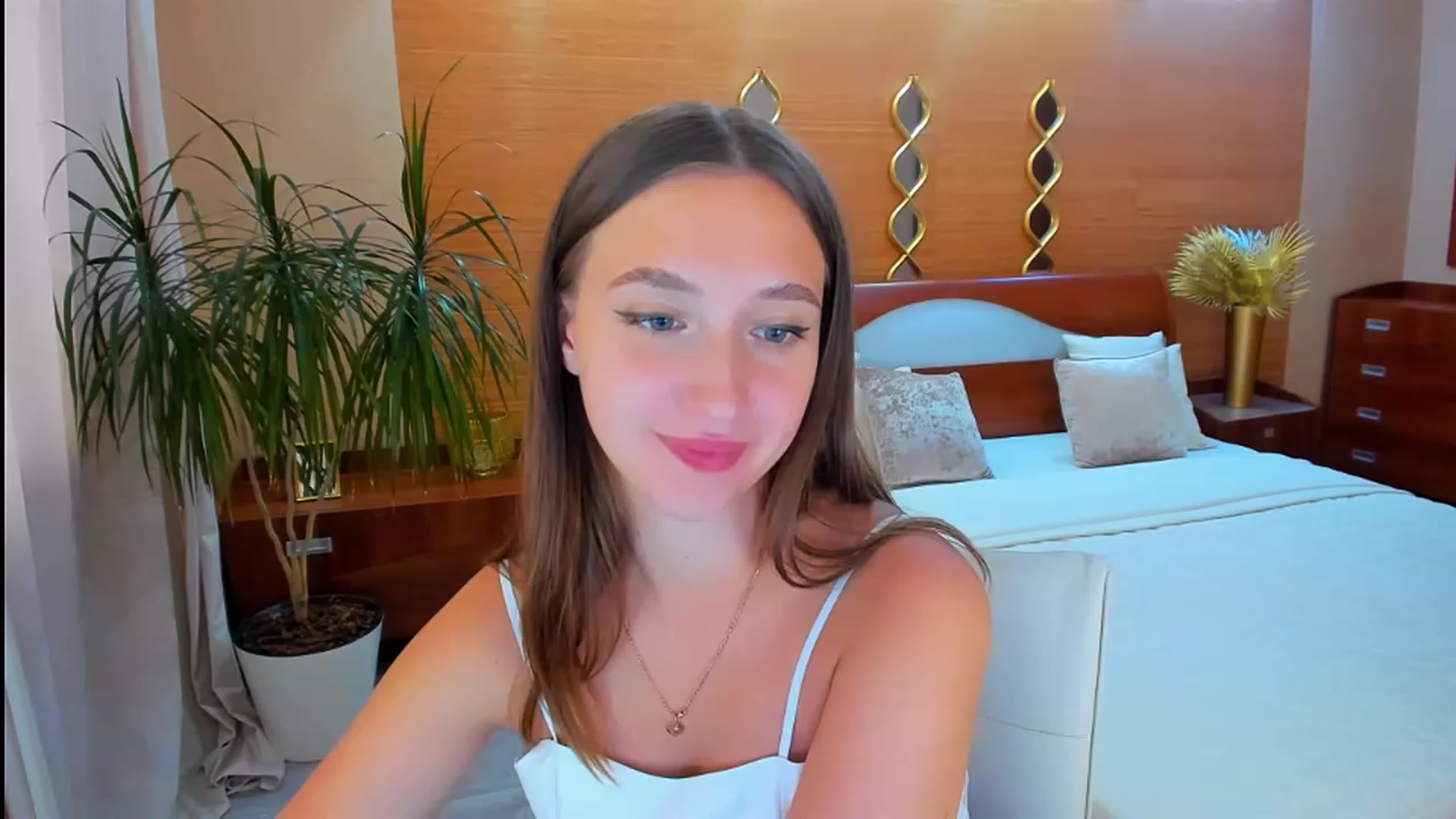 Gallery image thumbnail from WittyBunnyy's myfreecams stream on, 08/25/2023, 13:46 image 17 of 20