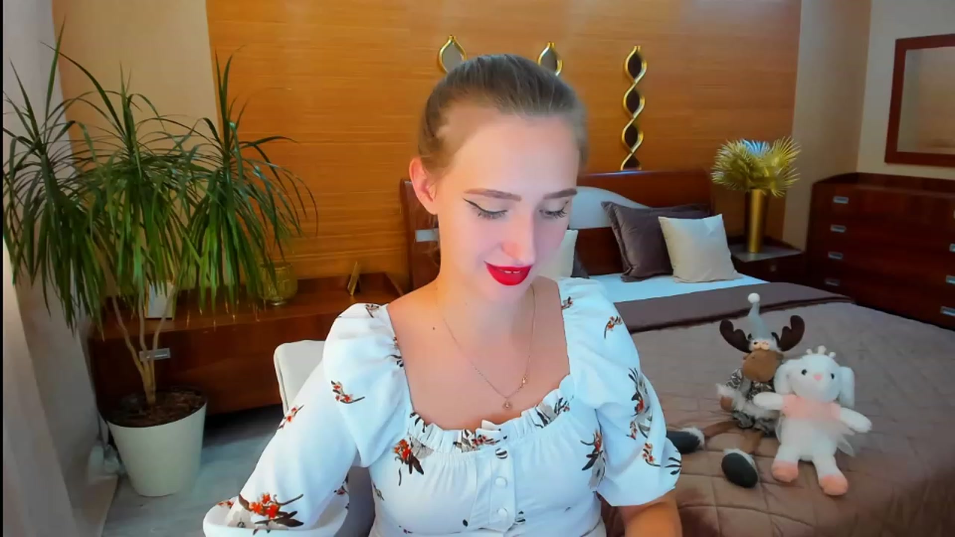 Gallery image thumbnail from WittyBunnyy's myfreecams stream on, 09/04/2023, 11:27 image 17 of 20