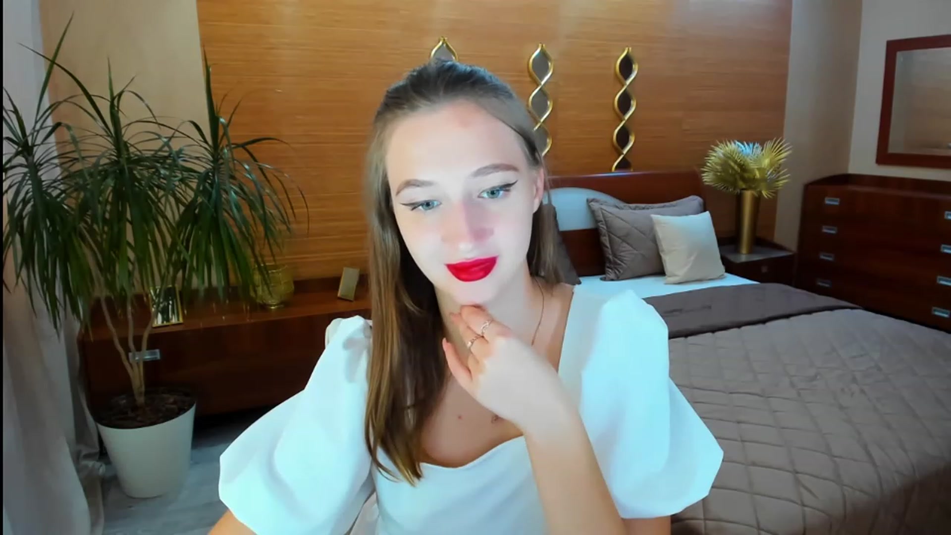 Gallery image thumbnail from WittyBunnyy's myfreecams stream on, 09/08/2023, 09:48 image 13 of 20
