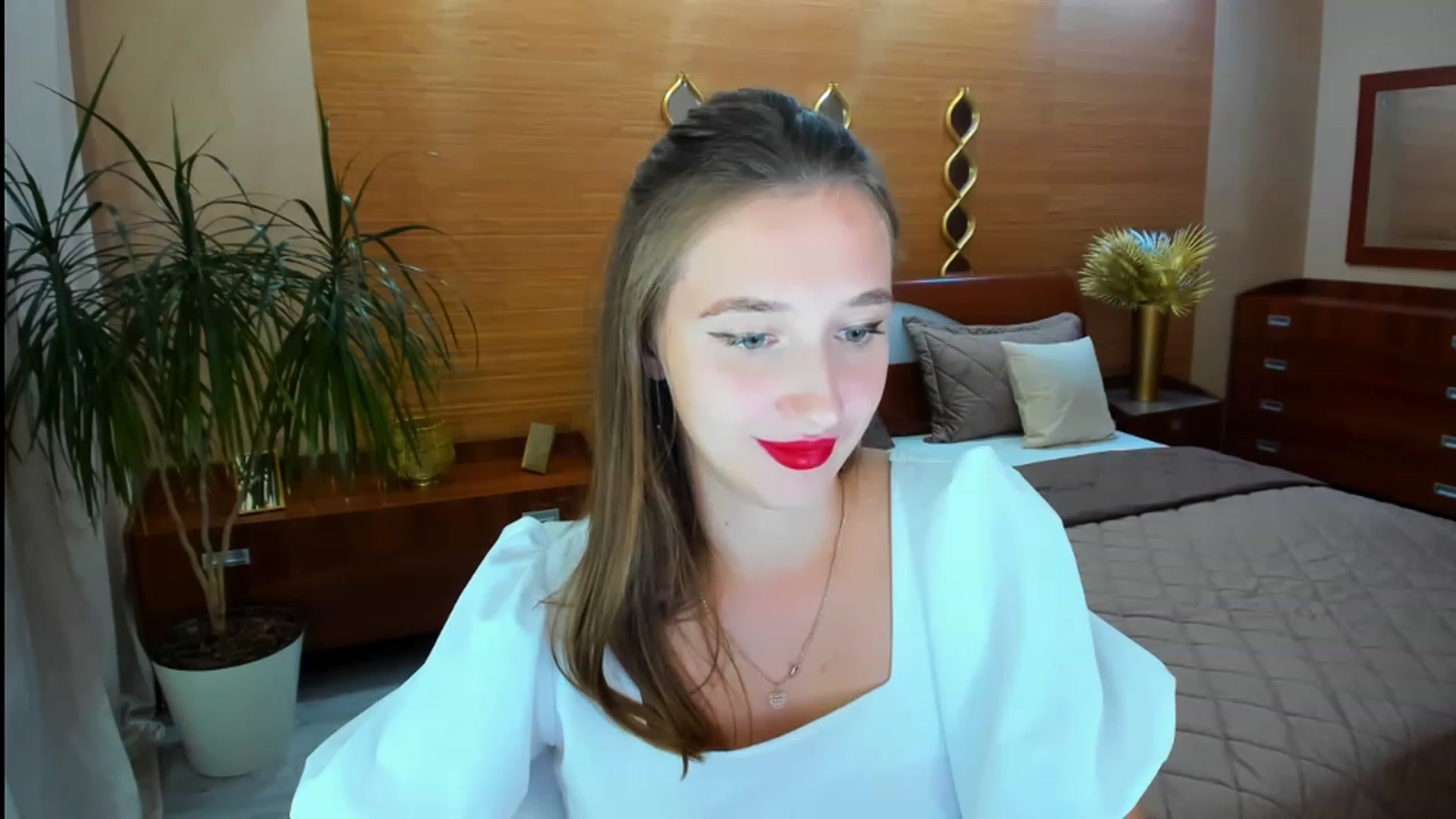Gallery image thumbnail from WittyBunnyy's myfreecams stream on, 09/08/2023, 13:45 image 18 of 20