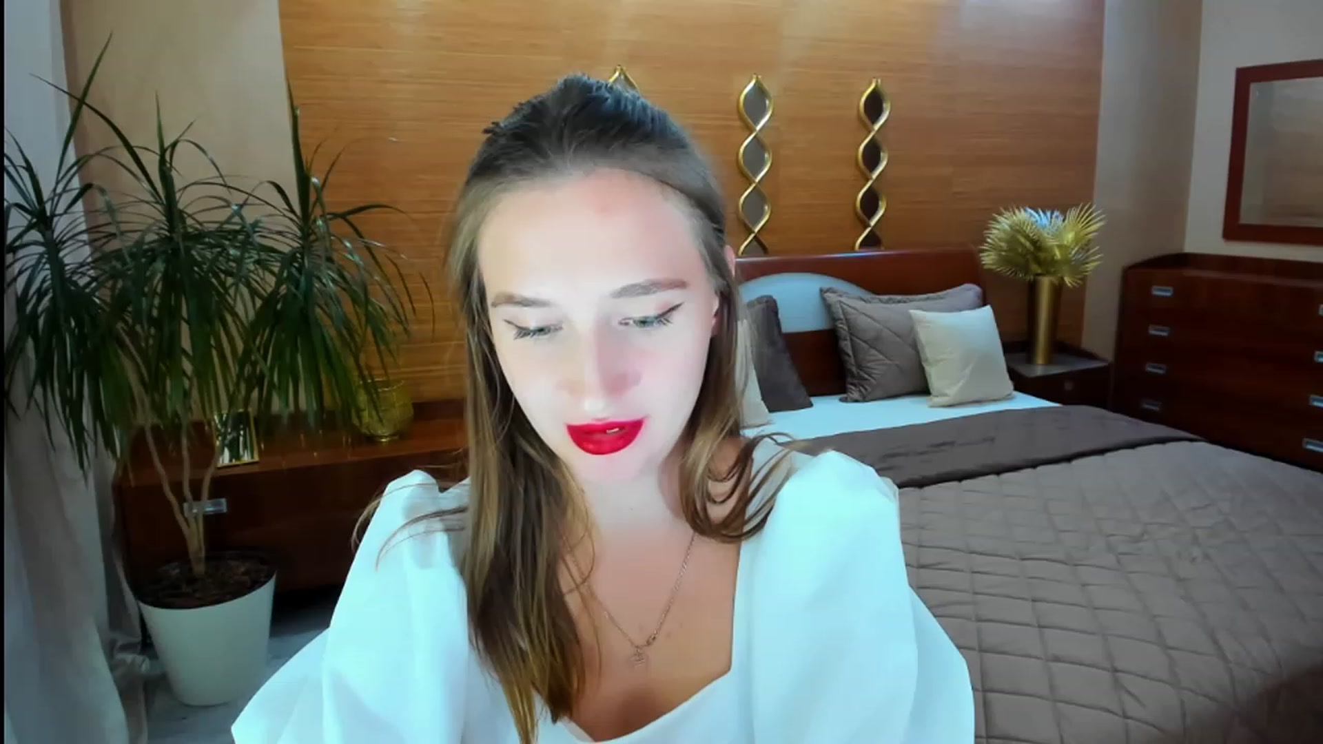 Gallery image thumbnail from WittyBunnyy's myfreecams stream on, 09/08/2023, 13:45 image 11 of 20
