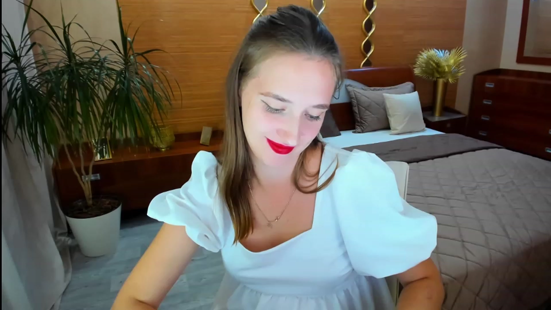 Gallery image thumbnail from WittyBunnyy's myfreecams stream on, 09/08/2023, 13:45 image 6 of 20