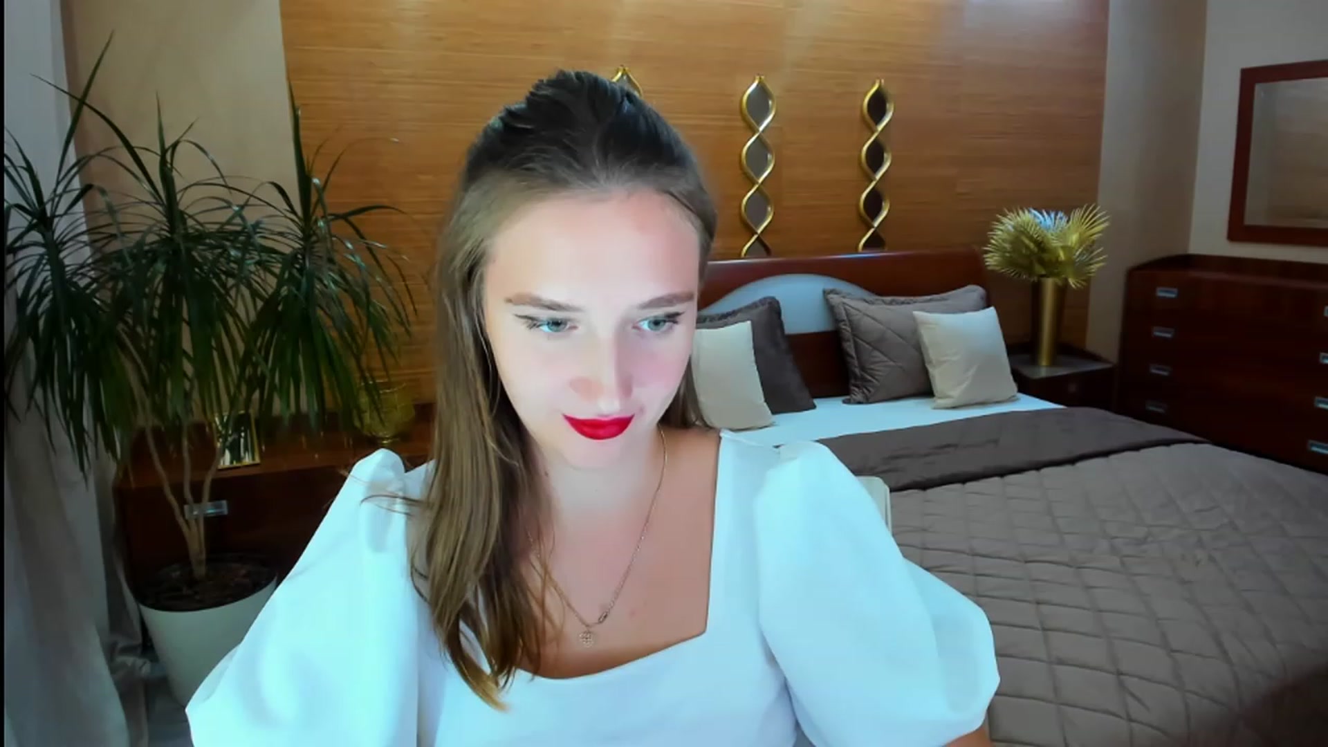Gallery image thumbnail from WittyBunnyy's myfreecams stream on, 09/08/2023, 13:45 image 14 of 20