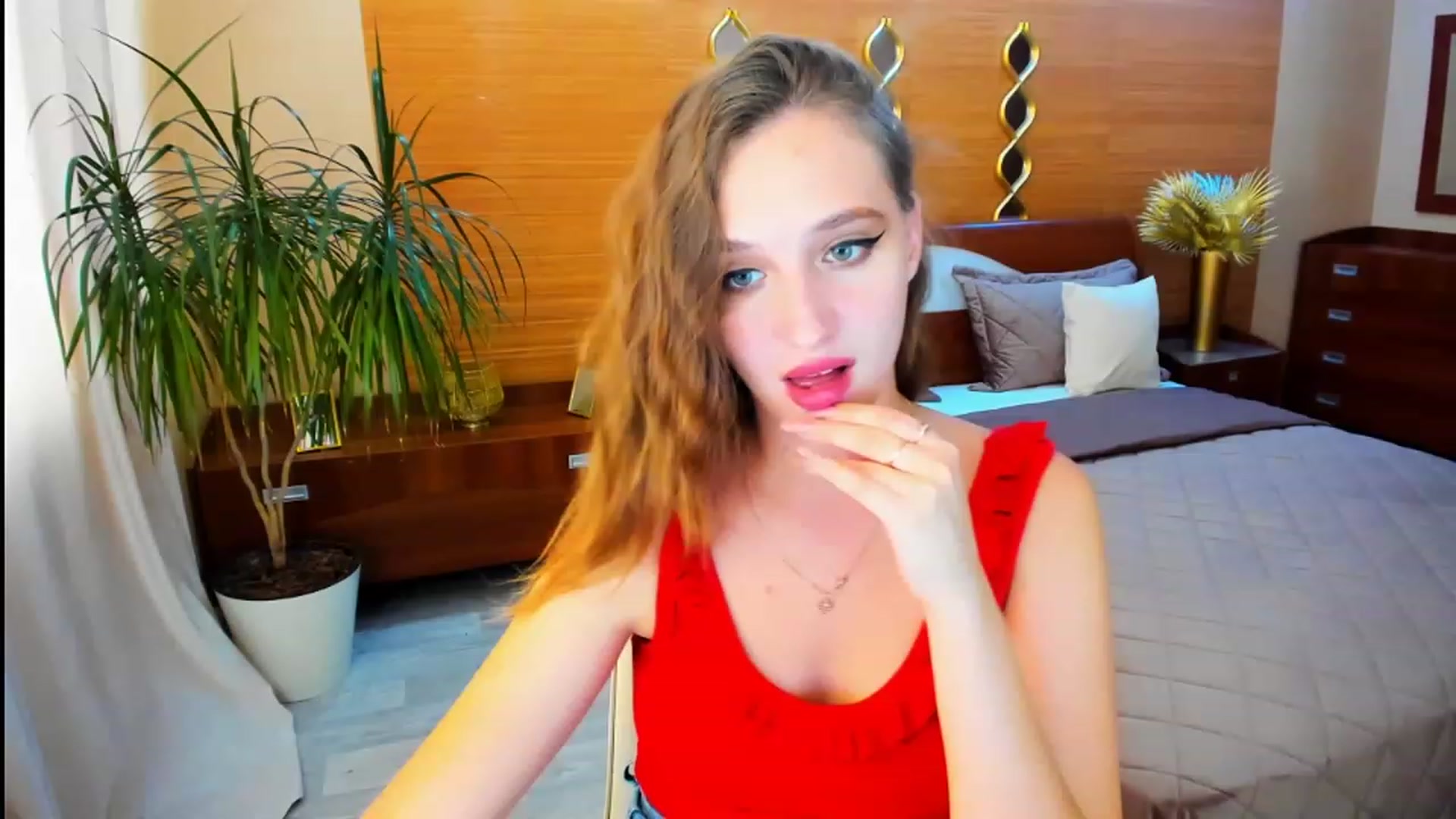 Gallery image thumbnail from WittyBunnyy's myfreecams stream on, 09/11/2023, 11:47 image 3 of 20