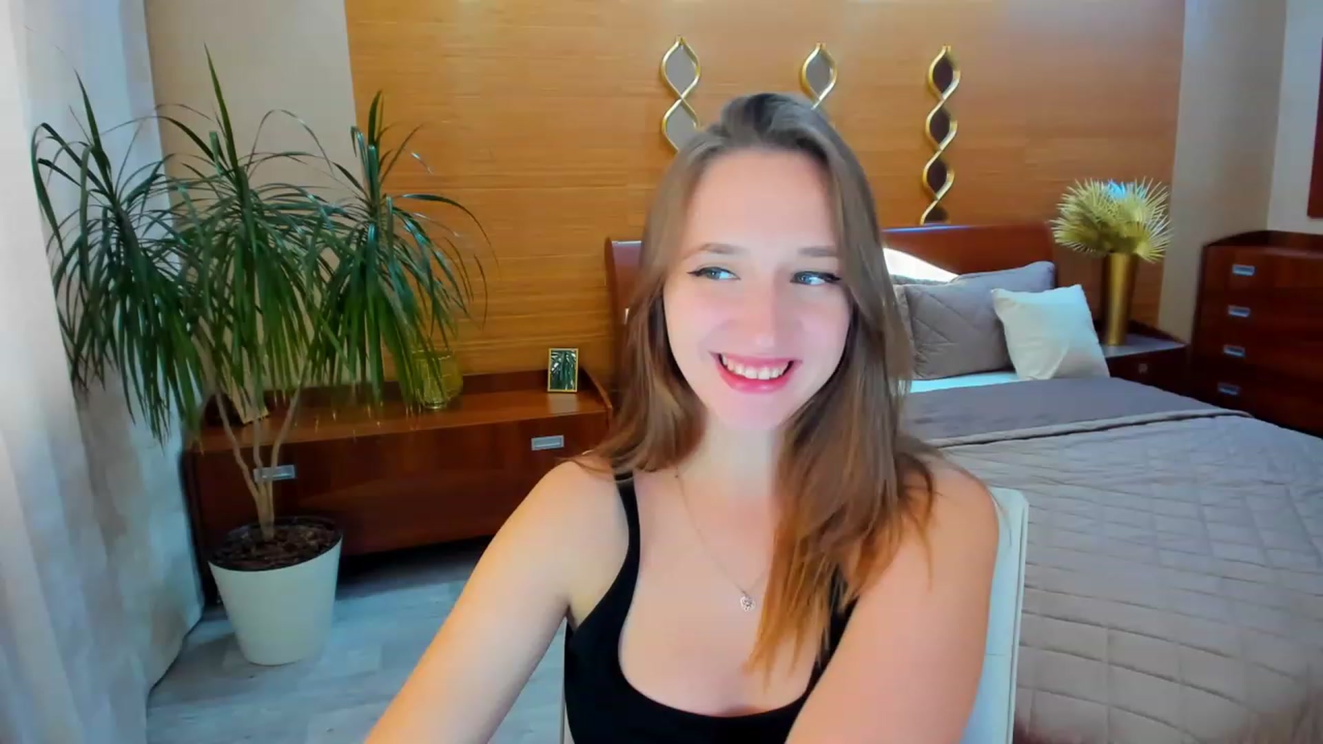 Gallery image thumbnail from WittyBunnyy's myfreecams stream on, 09/26/2023, 11:46 image 8 of 20
