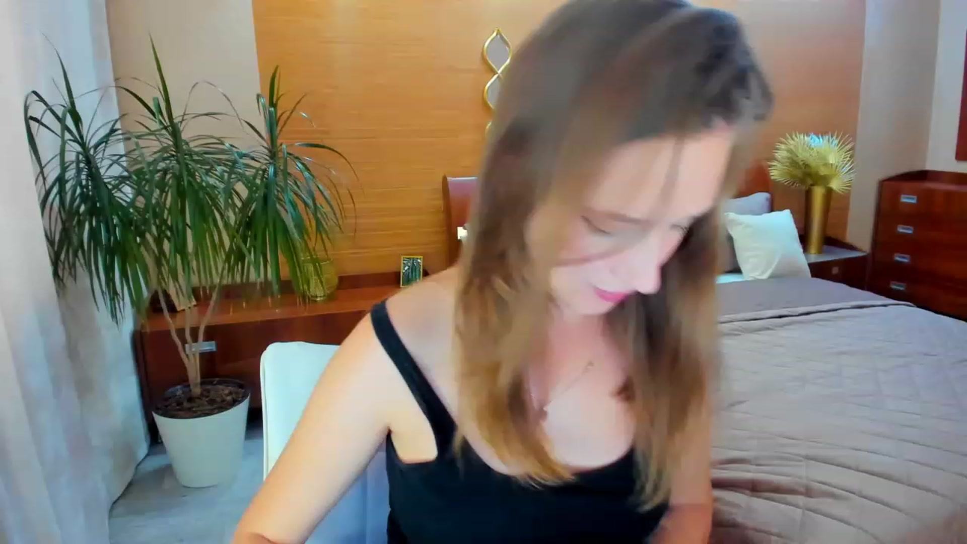 Gallery image thumbnail from WittyBunnyy's myfreecams stream on, 09/26/2023, 13:47 image 12 of 20