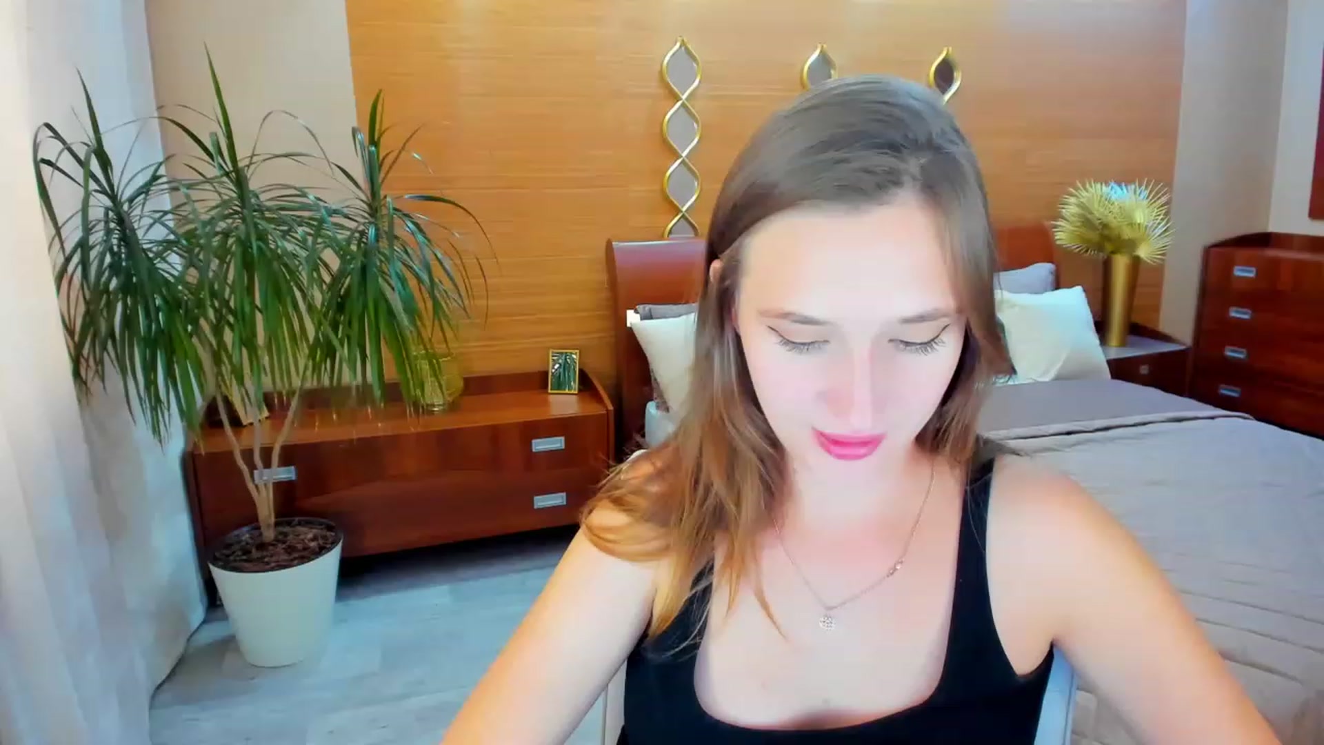 Gallery image thumbnail from WittyBunnyy's myfreecams stream on, 09/26/2023, 13:47 image 5 of 20