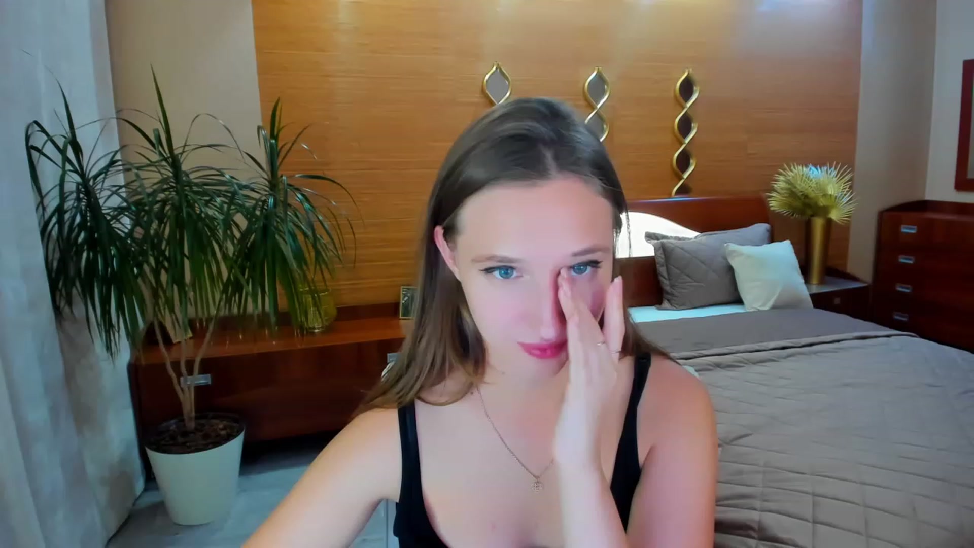 Gallery image thumbnail from WittyBunnyy's myfreecams stream on, 09/26/2023, 14:32 image 5 of 20