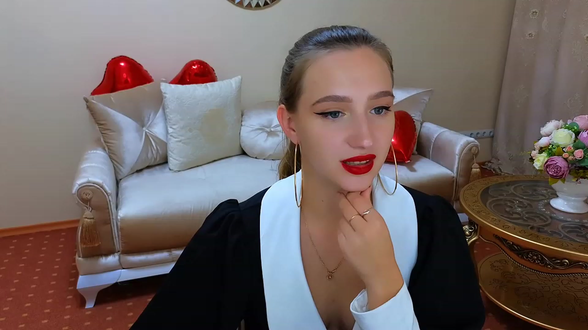 Gallery image thumbnail from WittyBunnyy's myfreecams stream on, 09/29/2023, 12:44 image 13 of 20