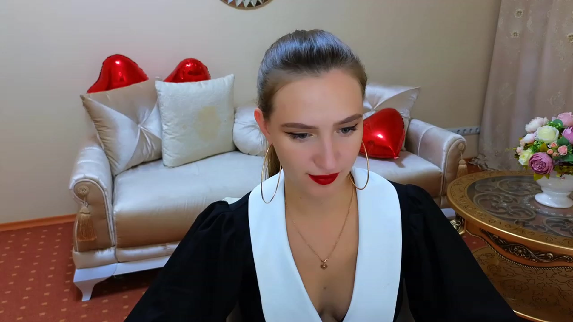 Gallery image thumbnail from WittyBunnyy's myfreecams stream on, 09/29/2023, 12:44 image 6 of 20