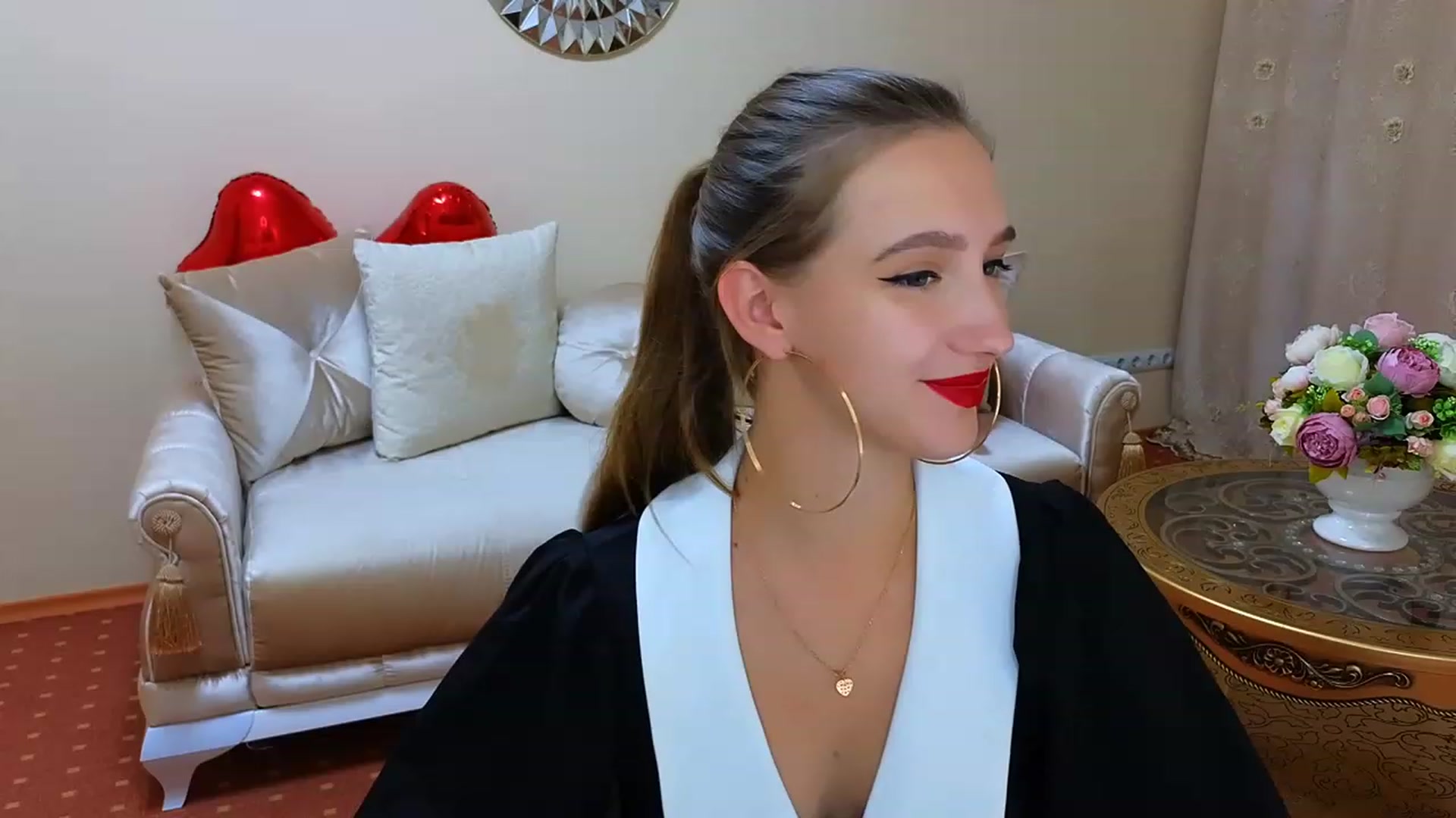 Gallery image thumbnail from WittyBunnyy's myfreecams stream on, 09/29/2023, 13:15 image 18 of 20