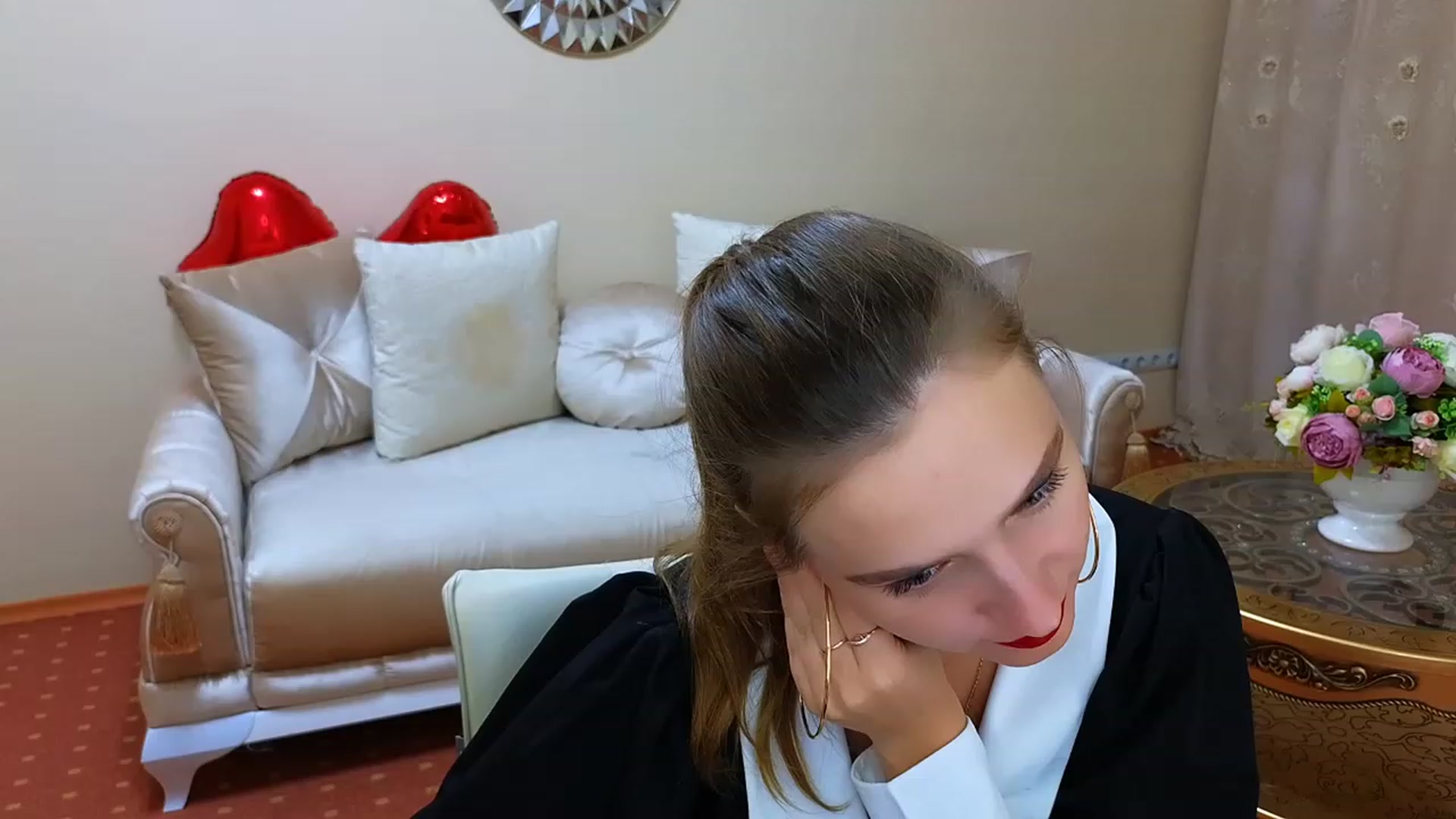Gallery image thumbnail from WittyBunnyy's myfreecams stream on, 09/29/2023, 13:15 image 3 of 20