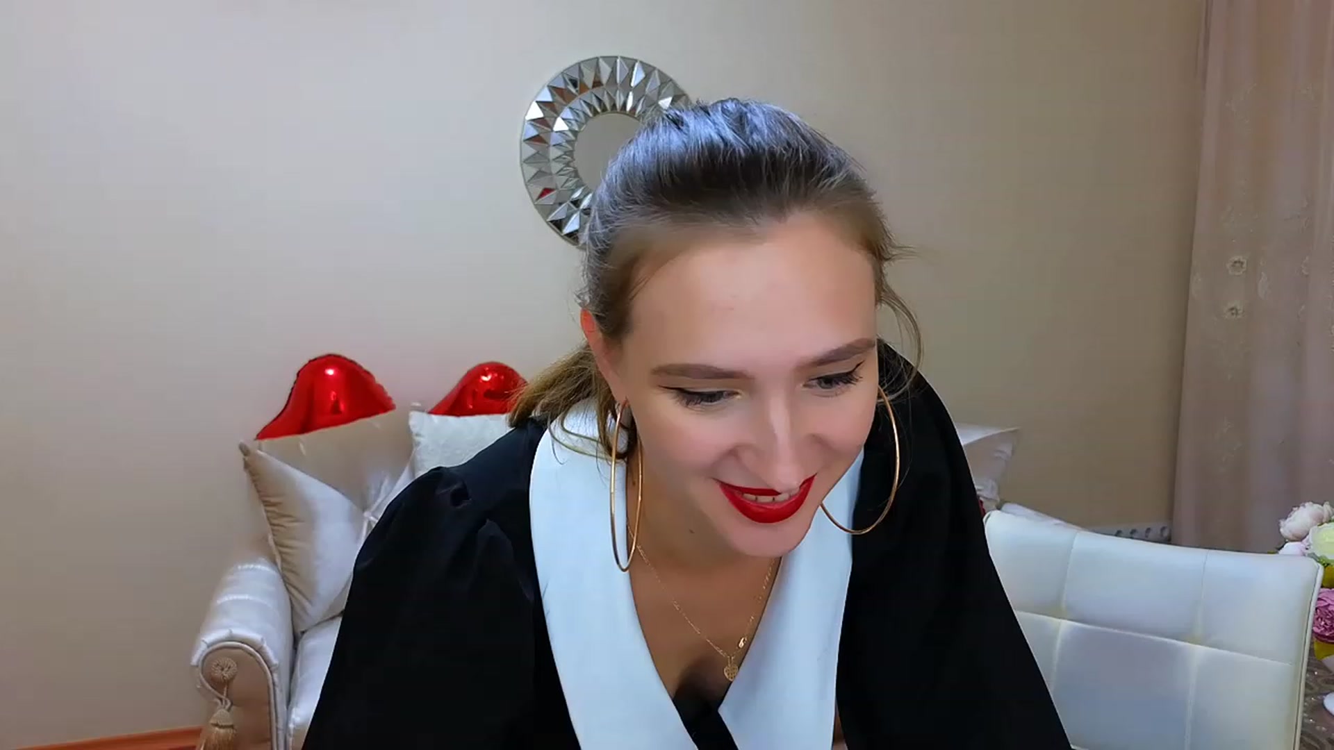 Gallery image thumbnail from WittyBunnyy's myfreecams stream on, 09/29/2023, 14:30 image 3 of 20